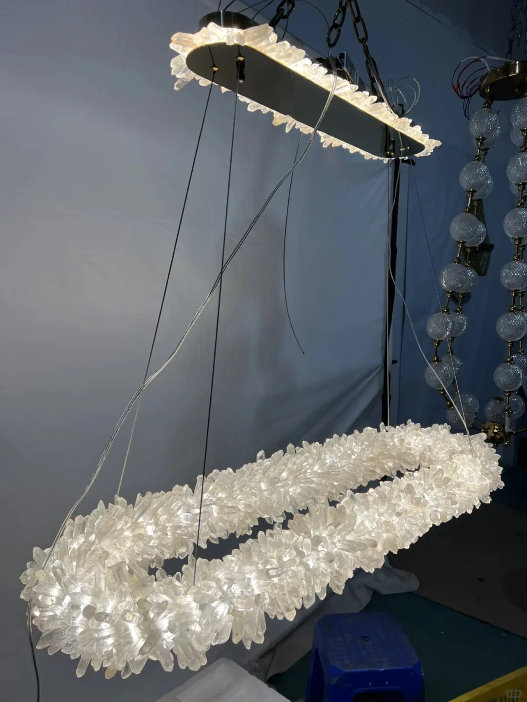 47'' Oval Modern Clear Geode Quartz Crystal Chandelier for Dining Room - Image 7