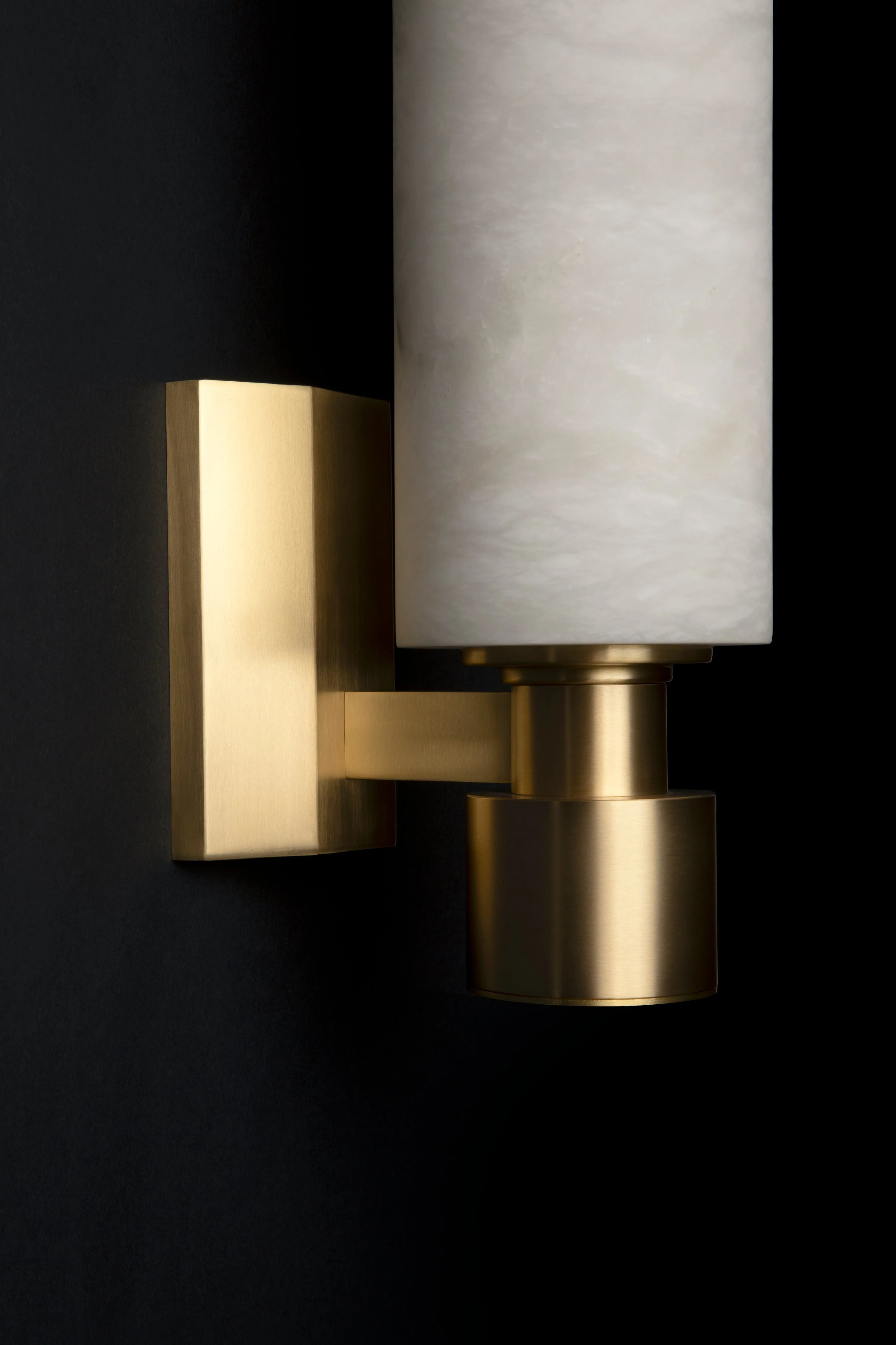 Ashton Alabaster Wall Sconce - Image 5