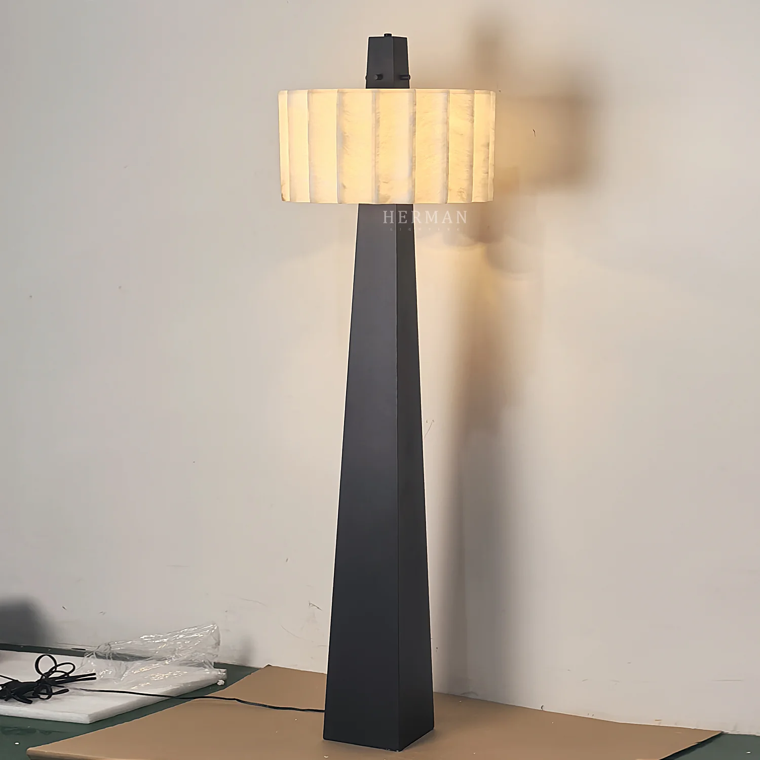 Alabaster Pantheon Floor Lamp - Image 4