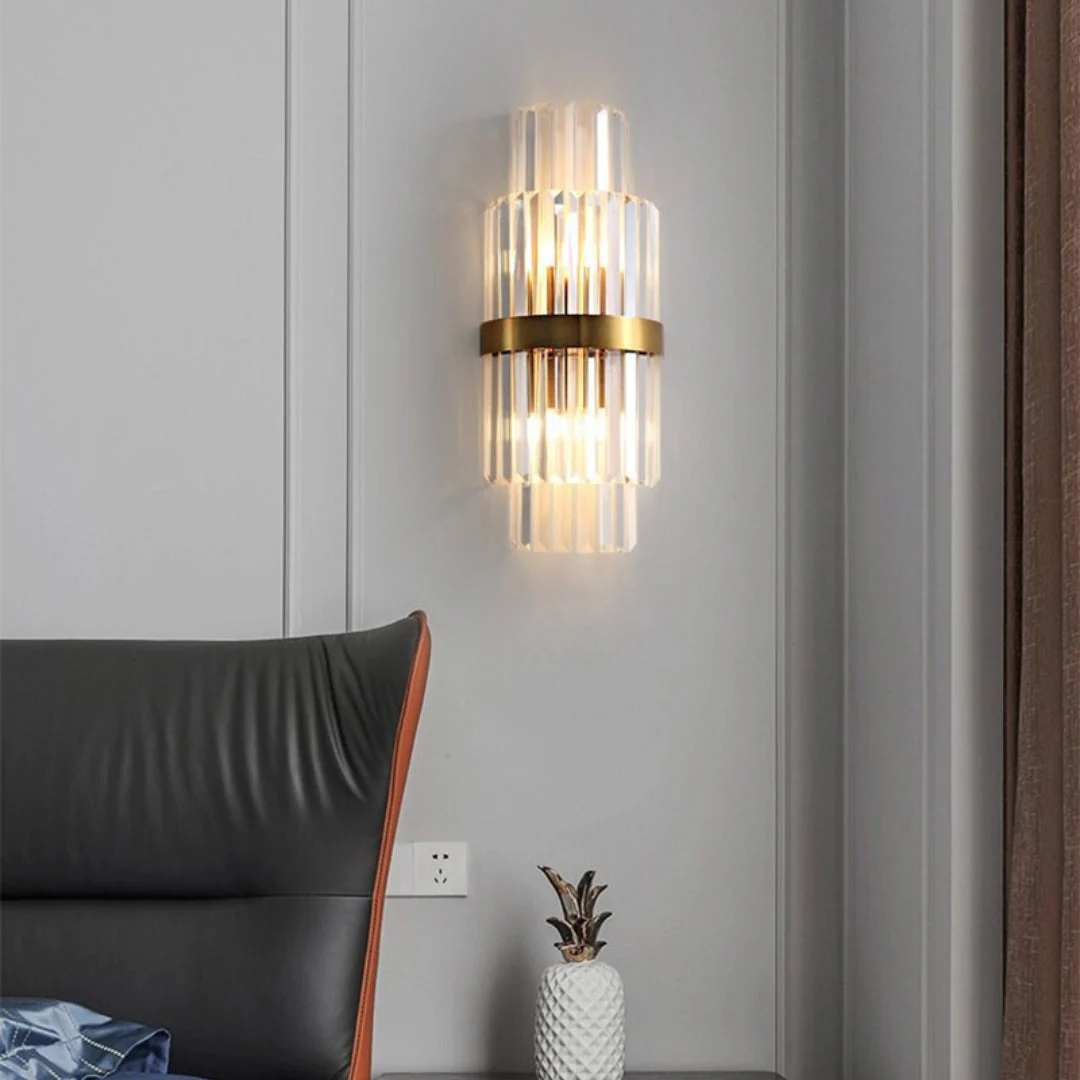 Gold Layered Crystal Wall Lamp - Image 8