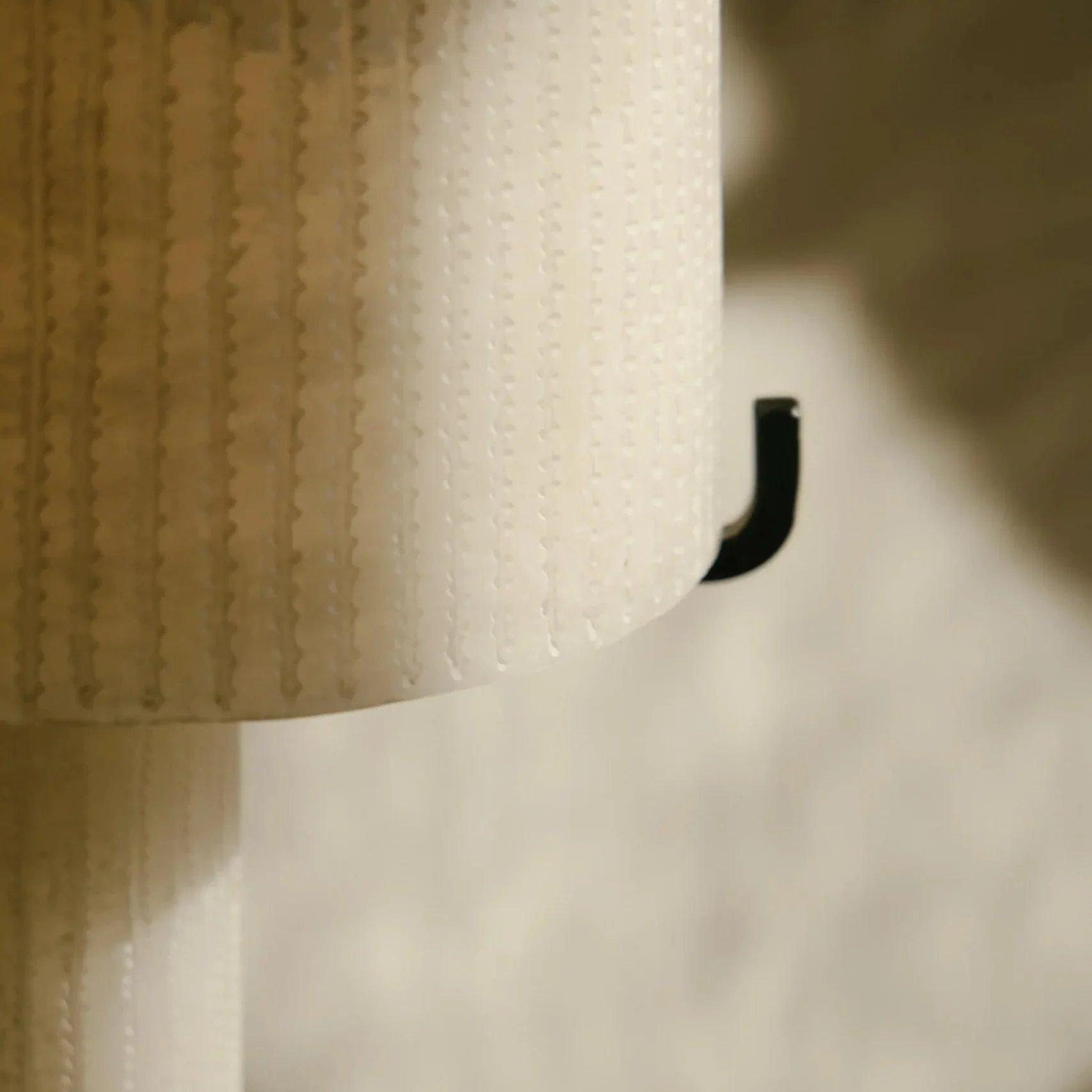 Acropolis Alabaster Table Lamp - Image 8