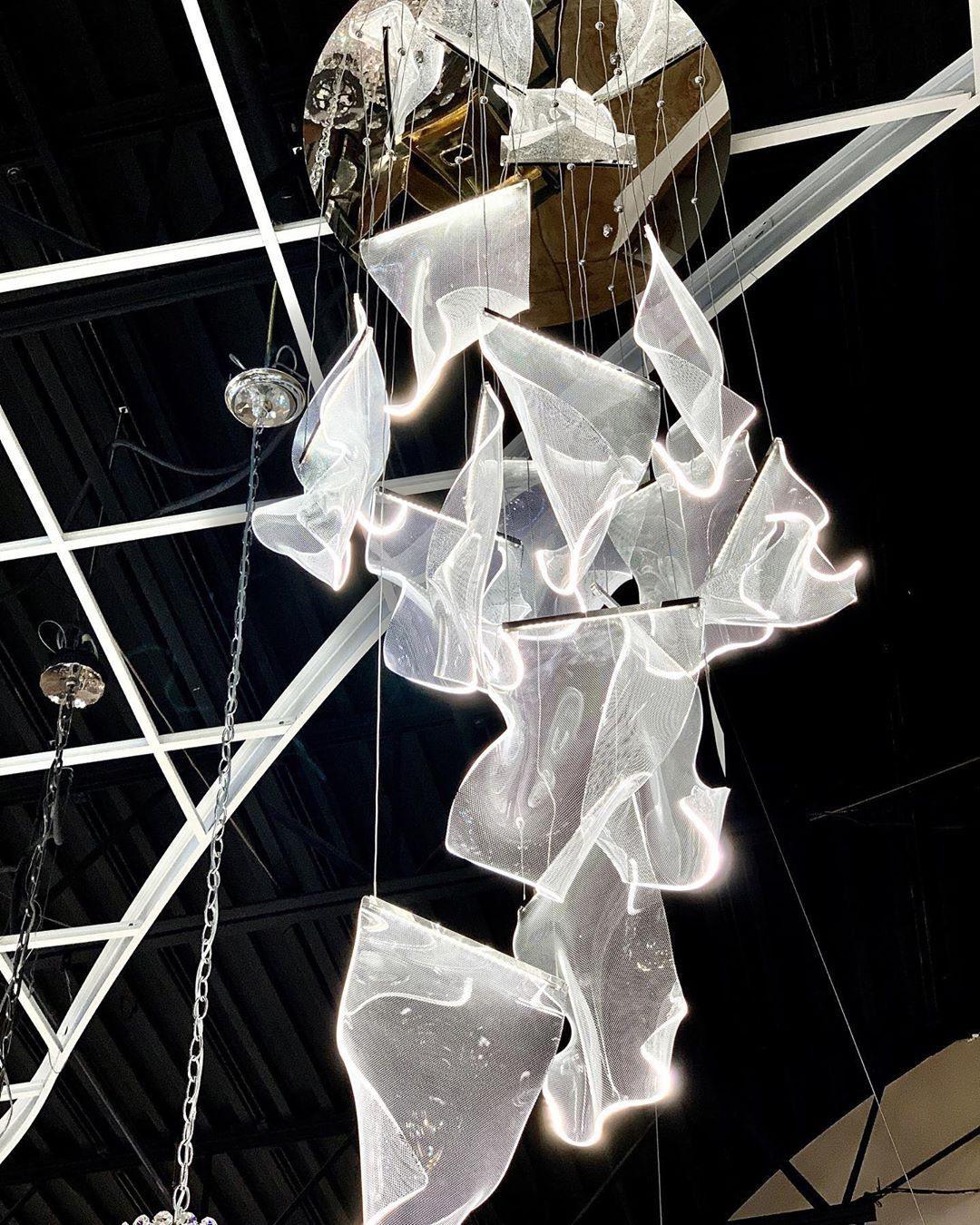 Acrylic LED Chandelier - Image 33