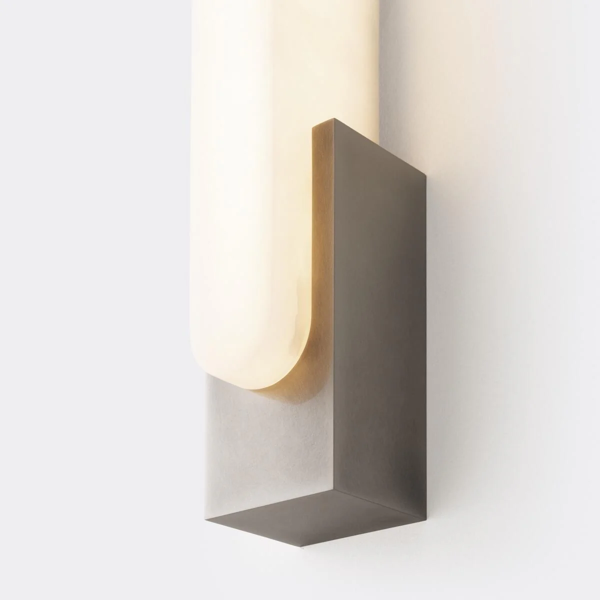 Agatha Alabaster Sconce - Image 6