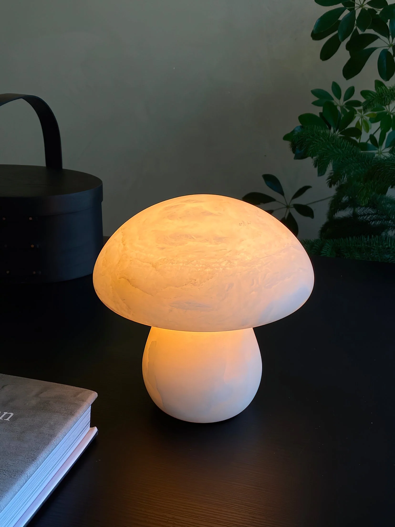 Alabaster Mushroom Table Lamp - Image 11