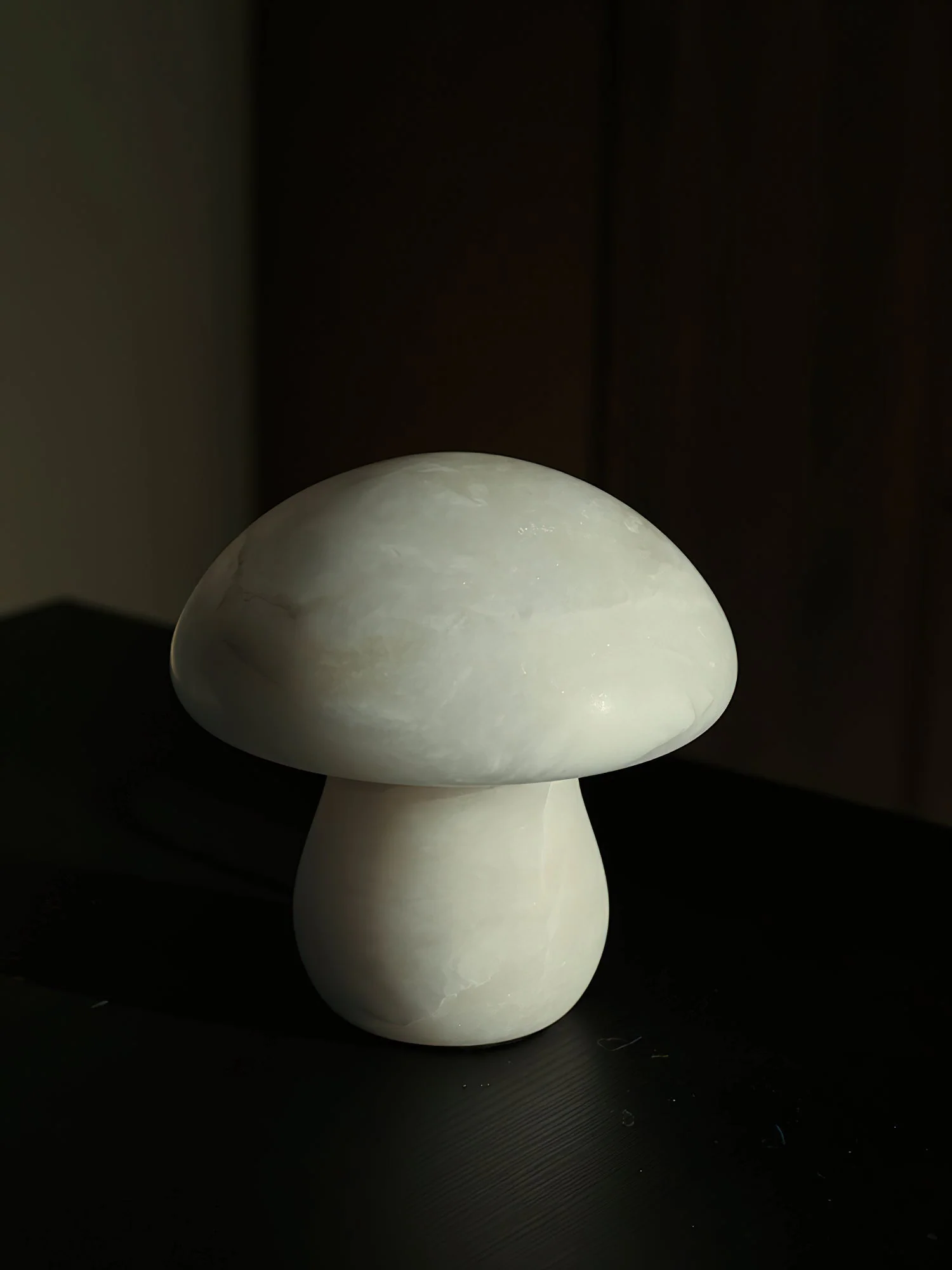 Alabaster Mushroom Table Lamp - Image 7