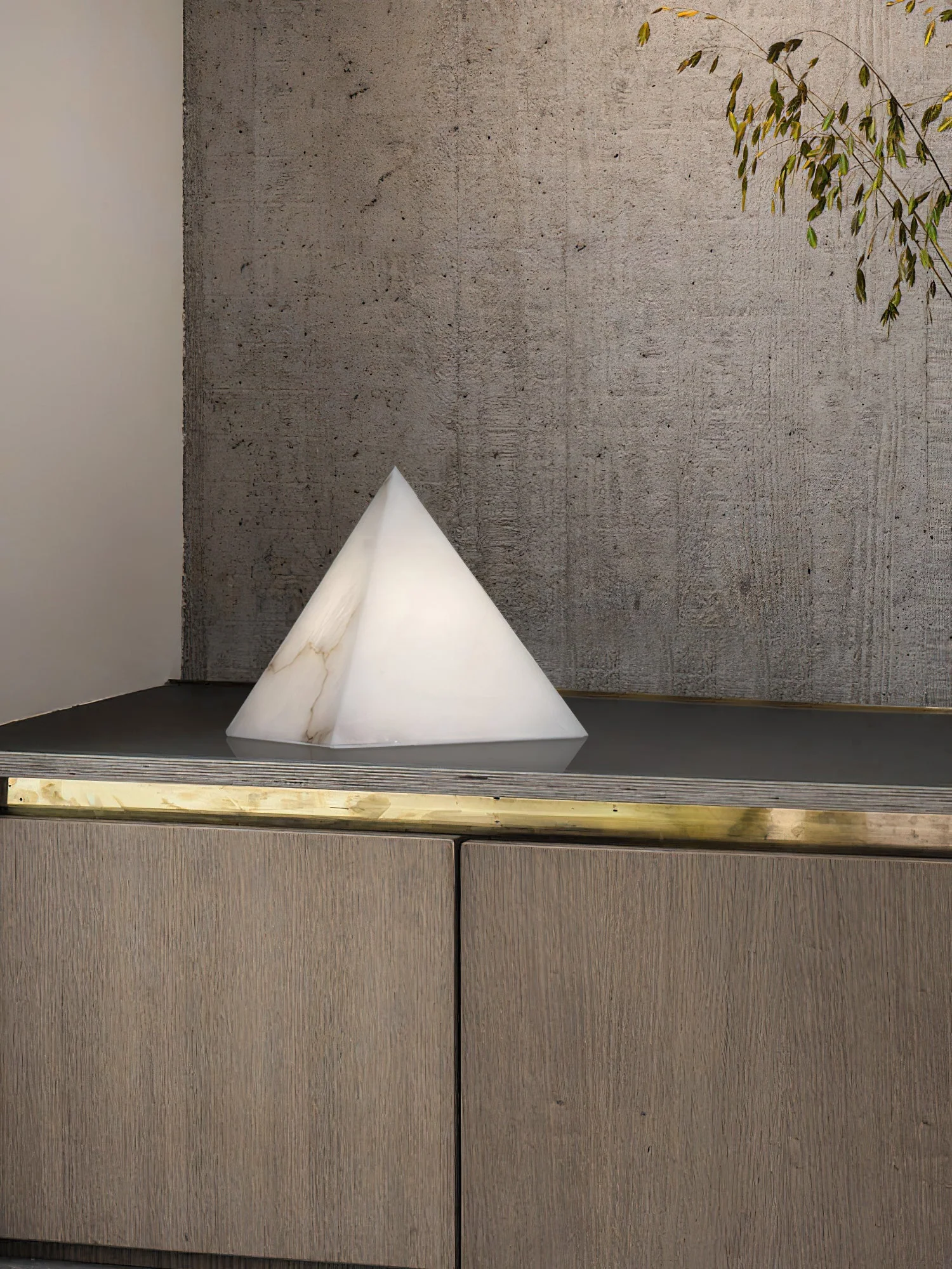 Alabaster Pyramid Table Lamp - Image 12