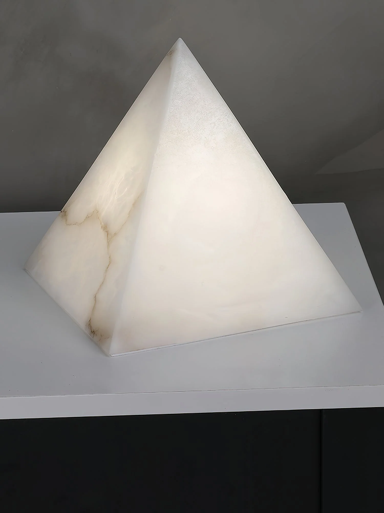 Alabaster Pyramid Table Lamp - Image 17