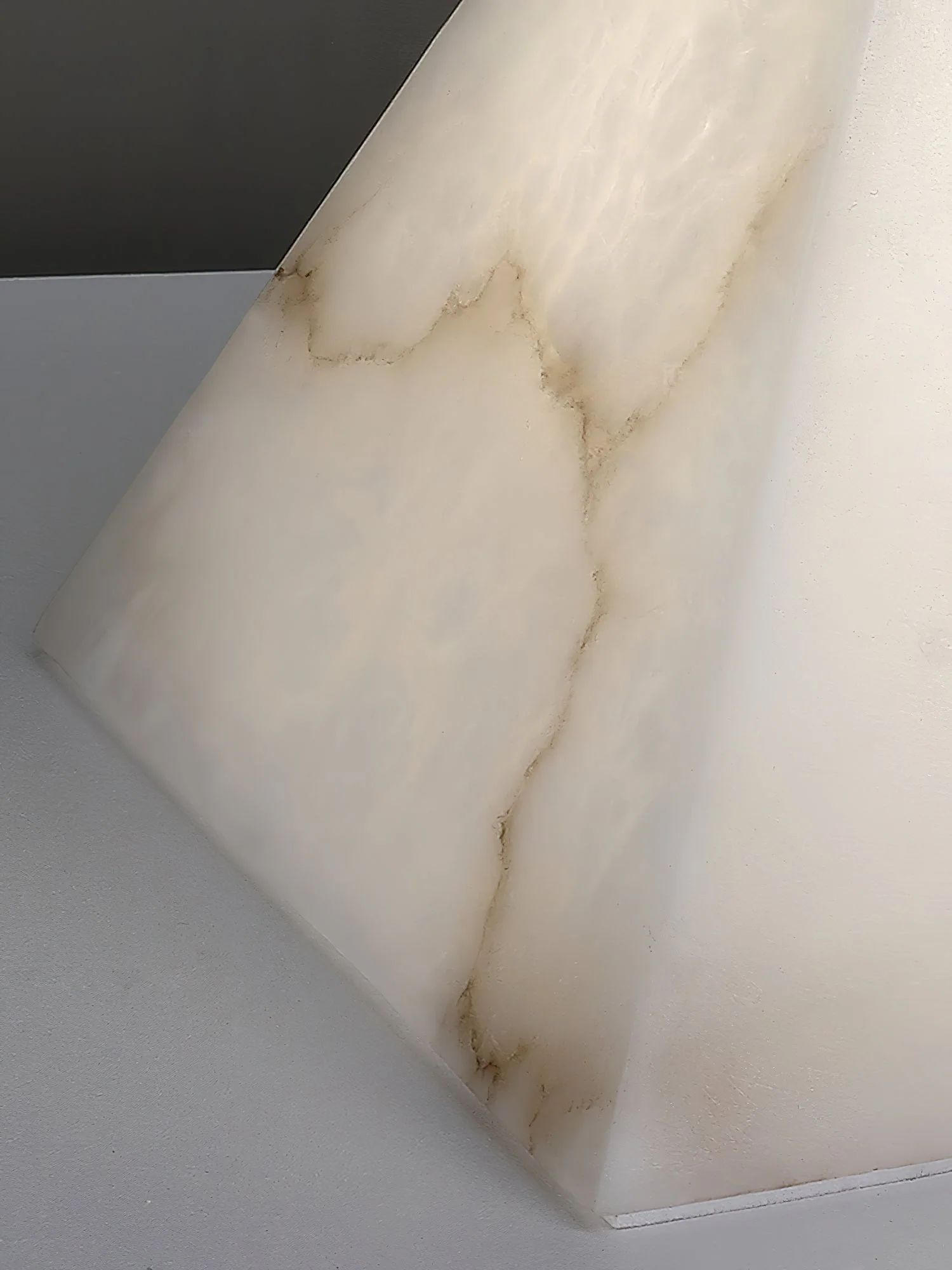 Alabaster Pyramid Table Lamp - Image 20