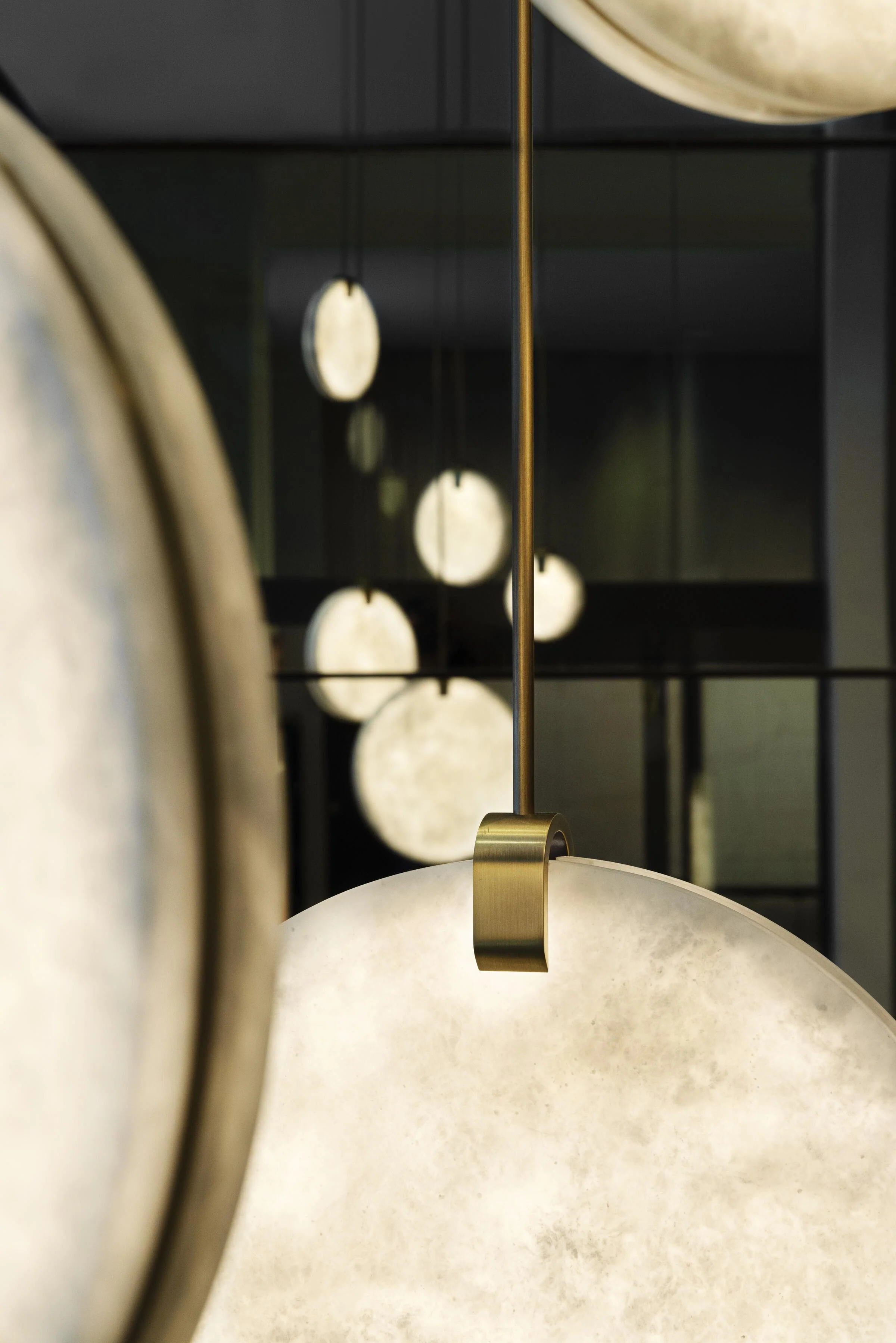 Alabaster Soho Chandelier - Image 9