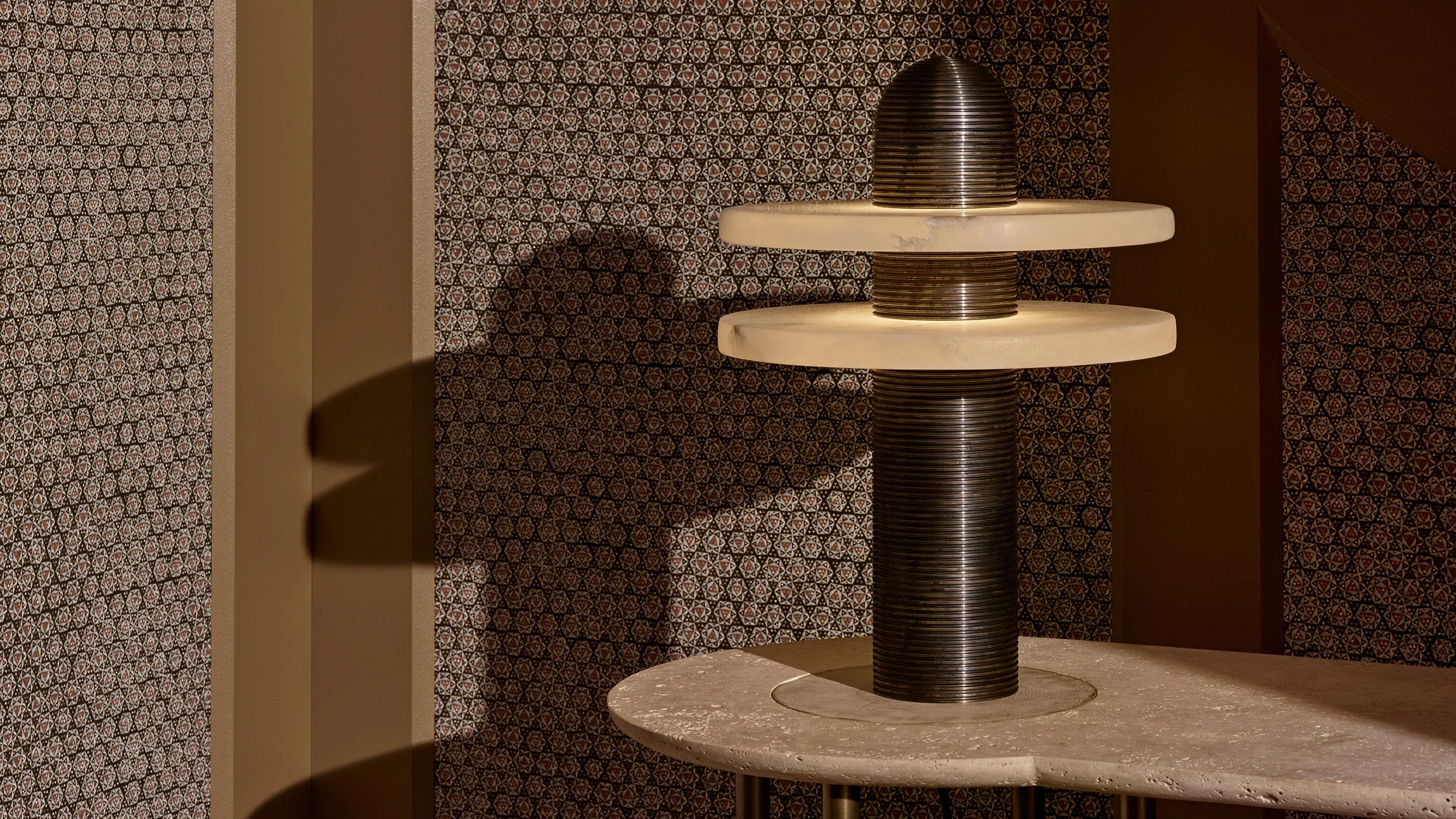 Median Alabaster Table Lamp - Image 2