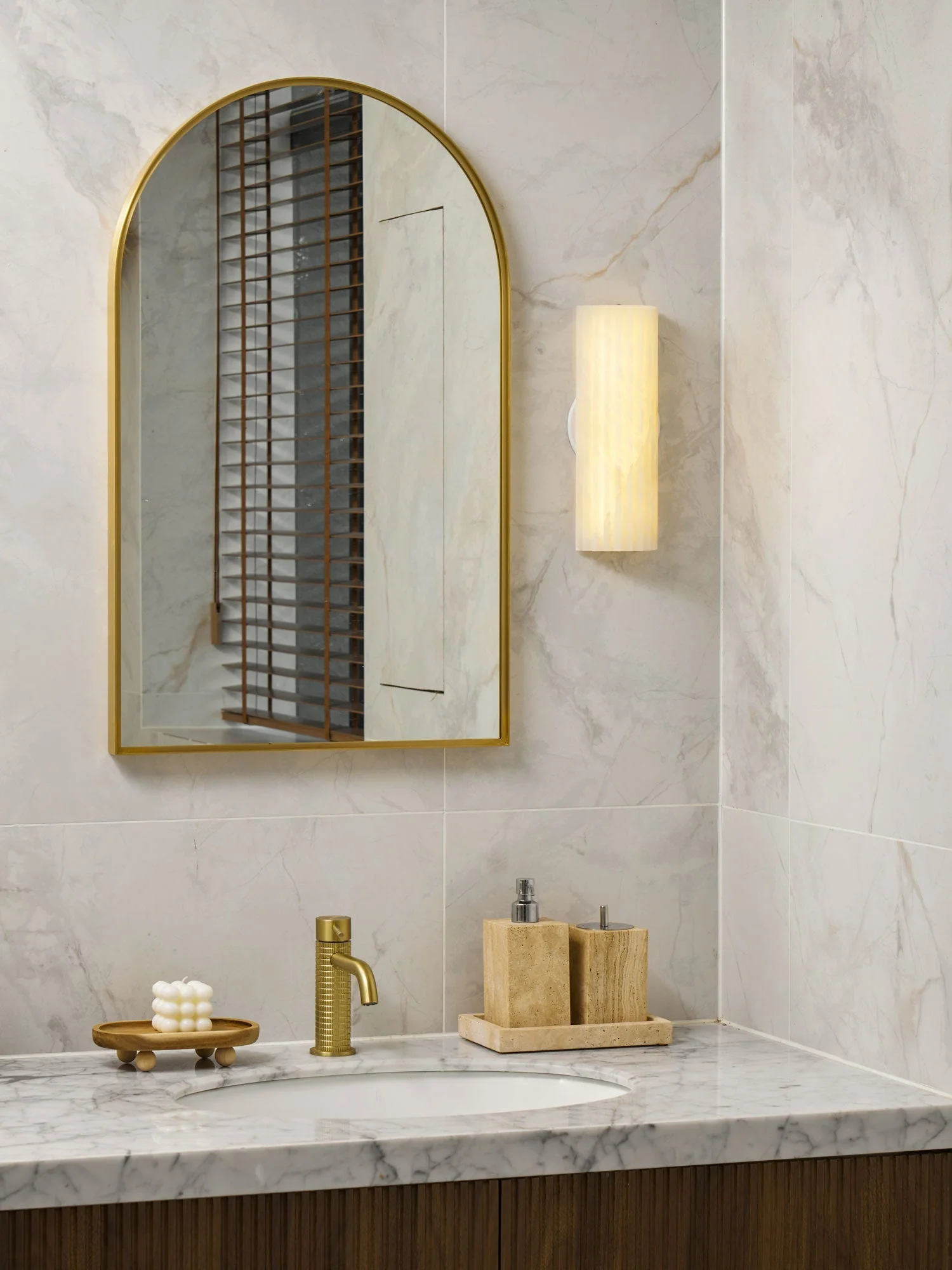 Alvia Alabaster Wall Light - Image 11