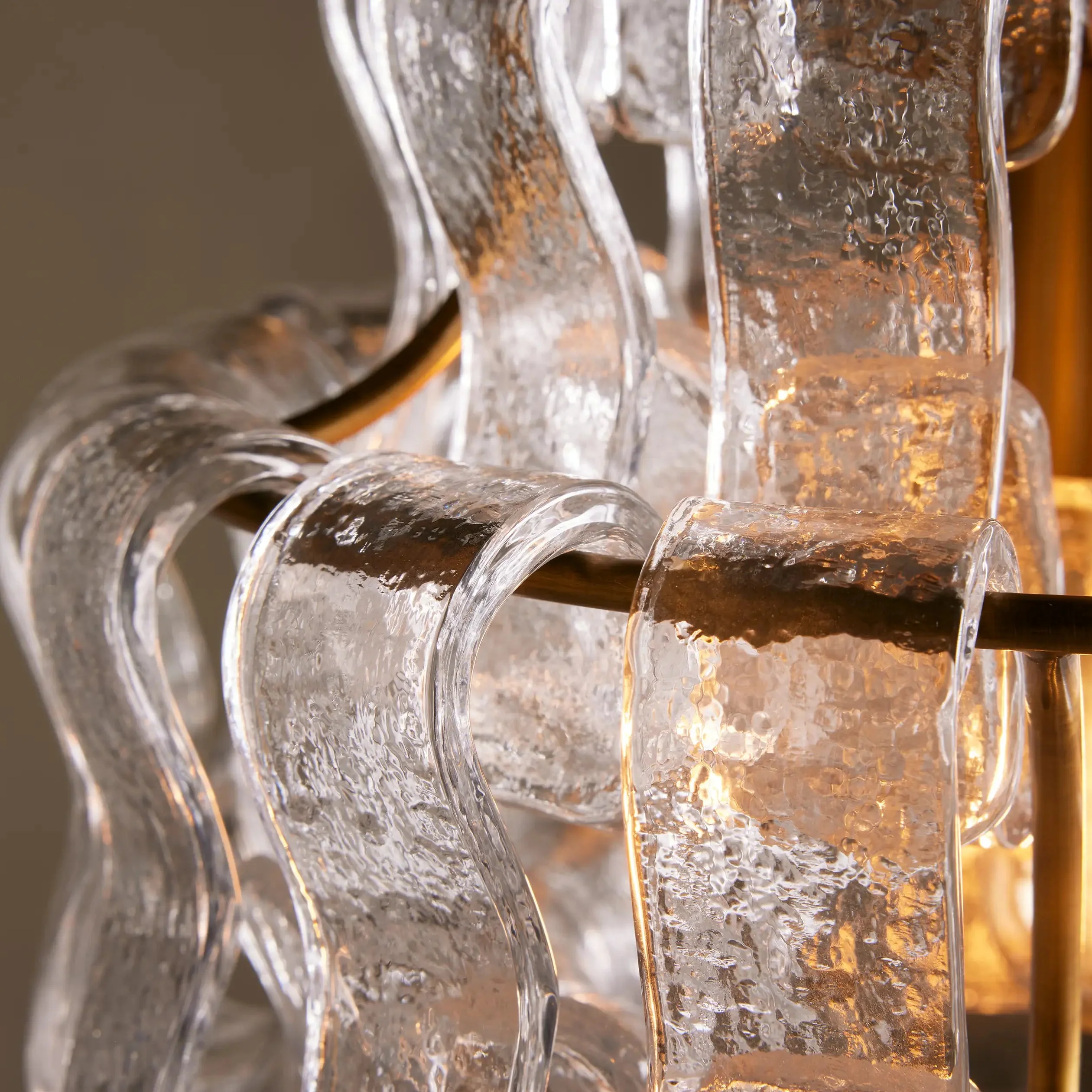 Amor Ghiaccio Glass Pendant Light - Image 11