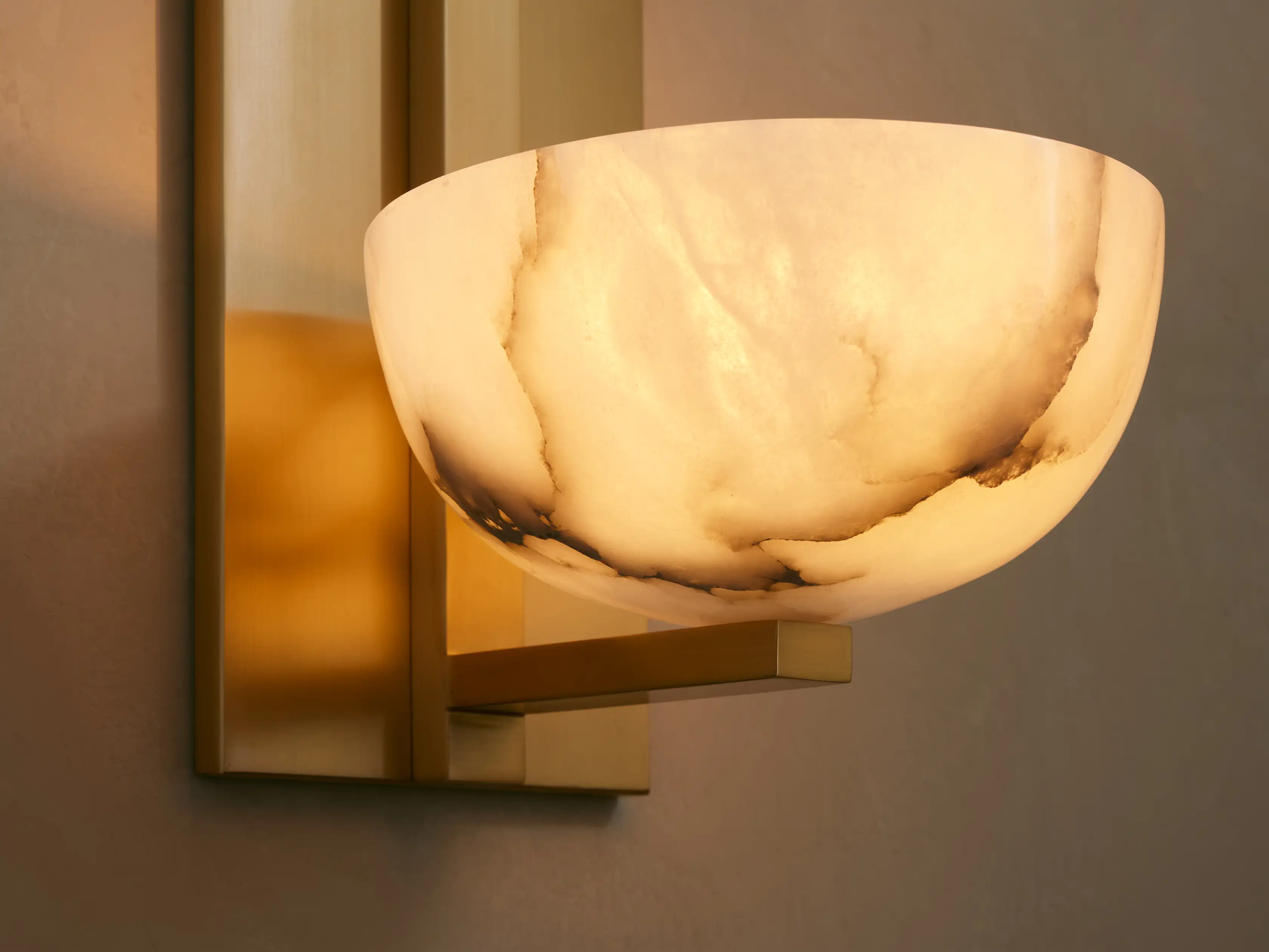 Belmira Alabaster Sconce - Image 3