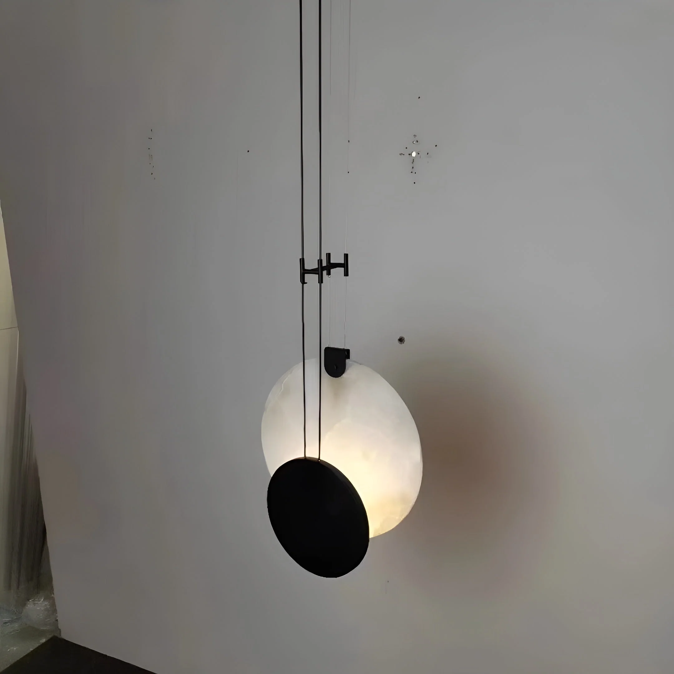 Black Paint Iron Disc Marble Pendant Lamp - Image 16