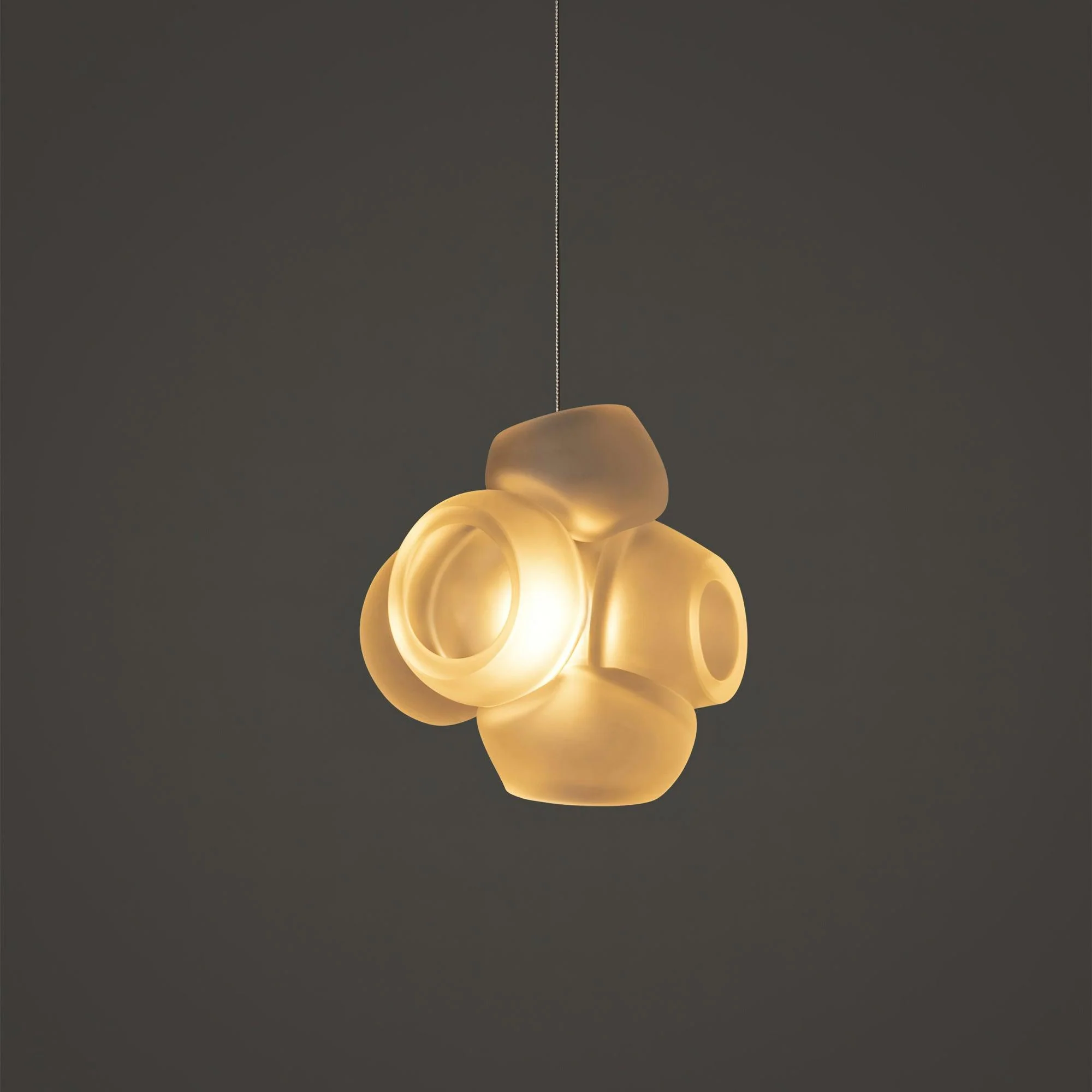 Bubbles Cluster Pendant Light - Image 36