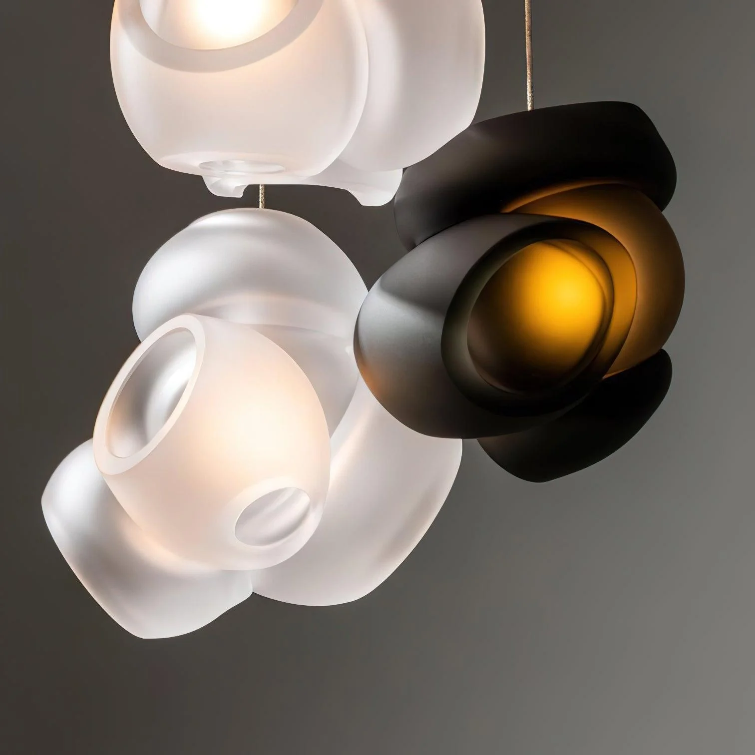 Bubbles Cluster Pendant Light - Image 39