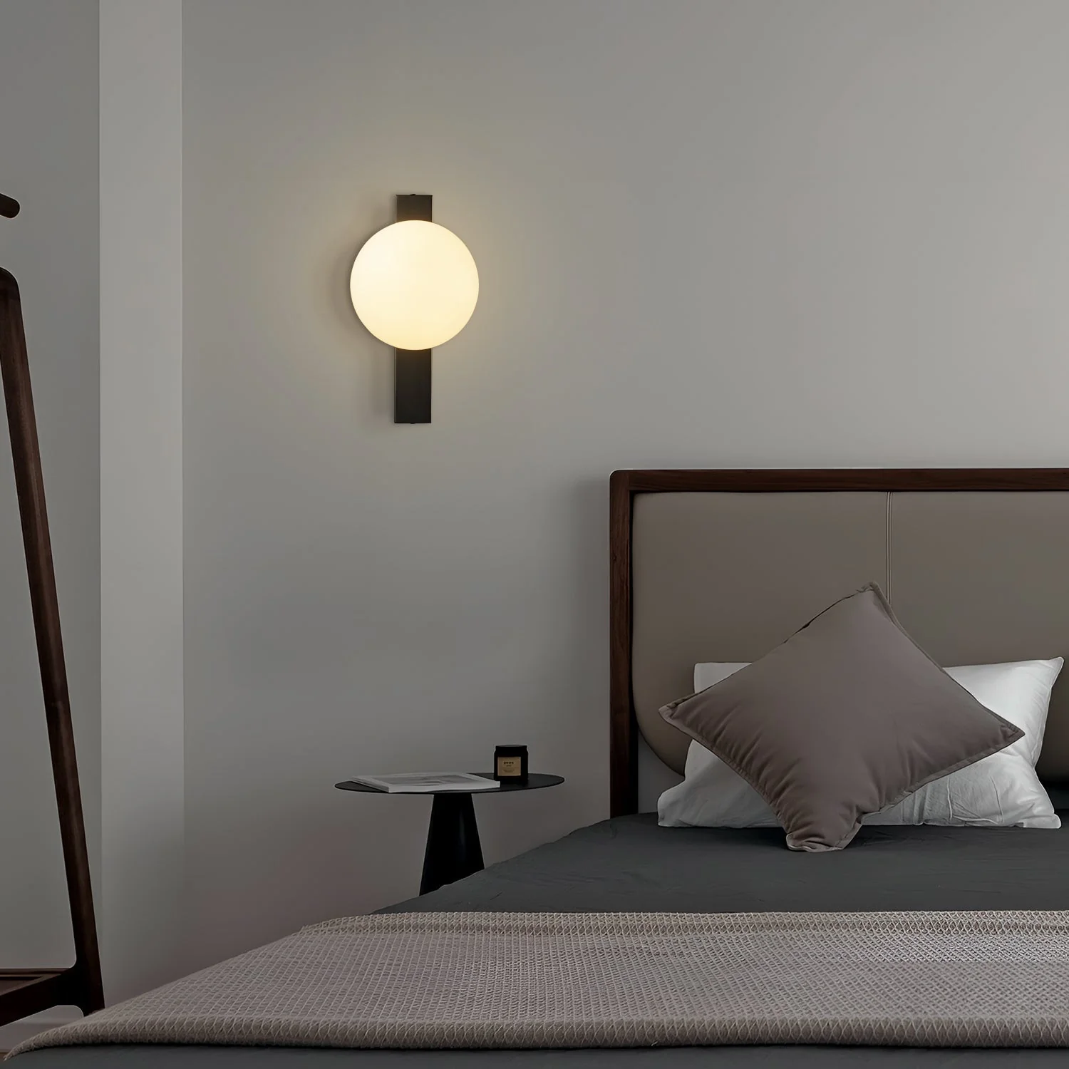 Circ Wall Lamp - Image 4