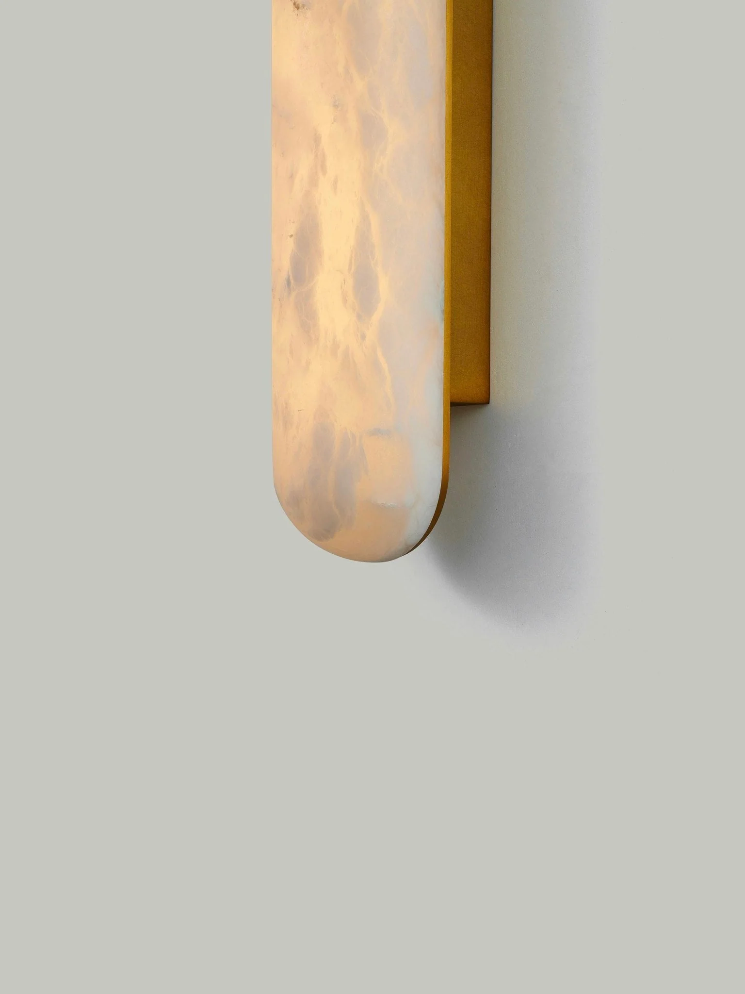 Claire Sconce 39cm Alabaster - Image 4
