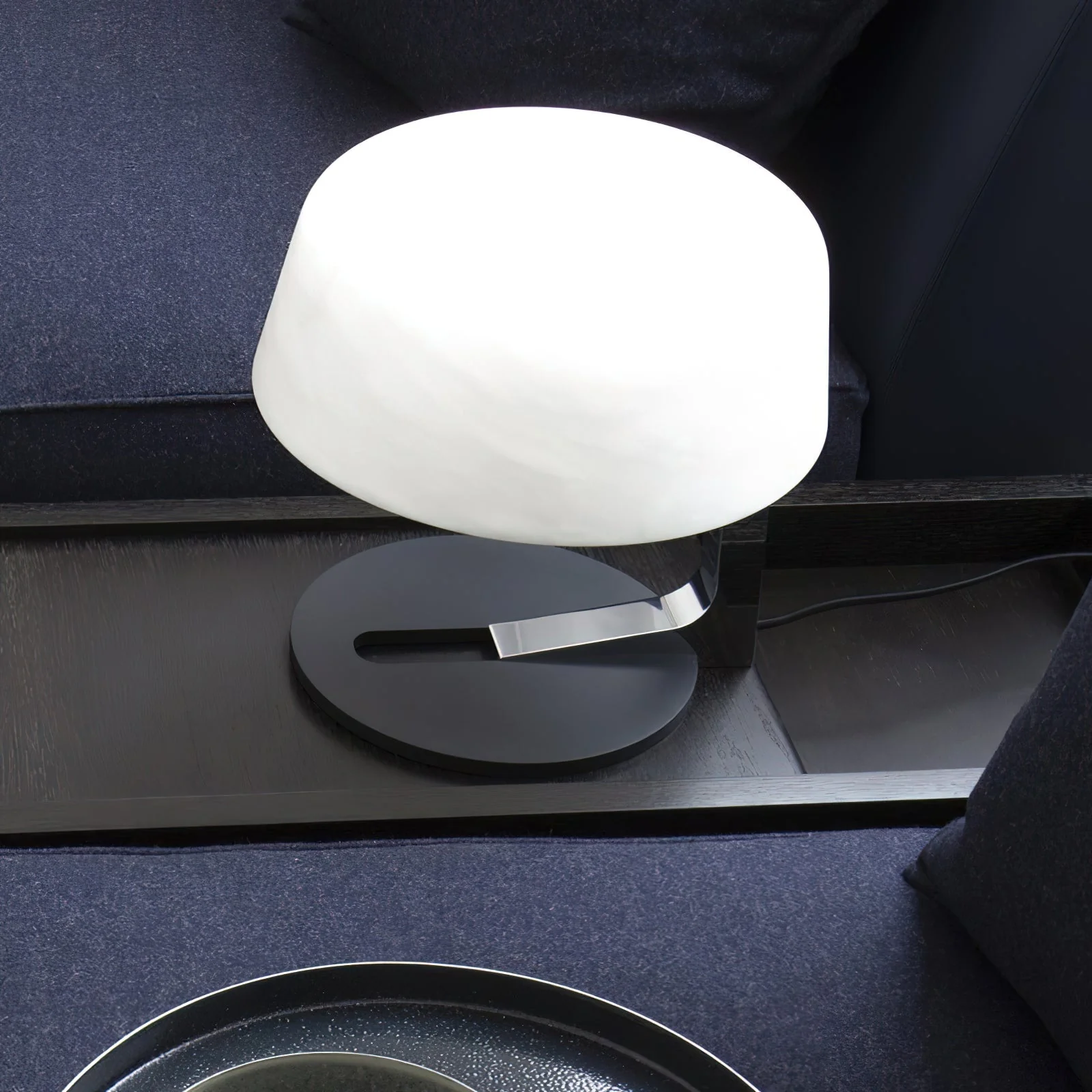 Comete Alabaster Table Lamp - Image 3