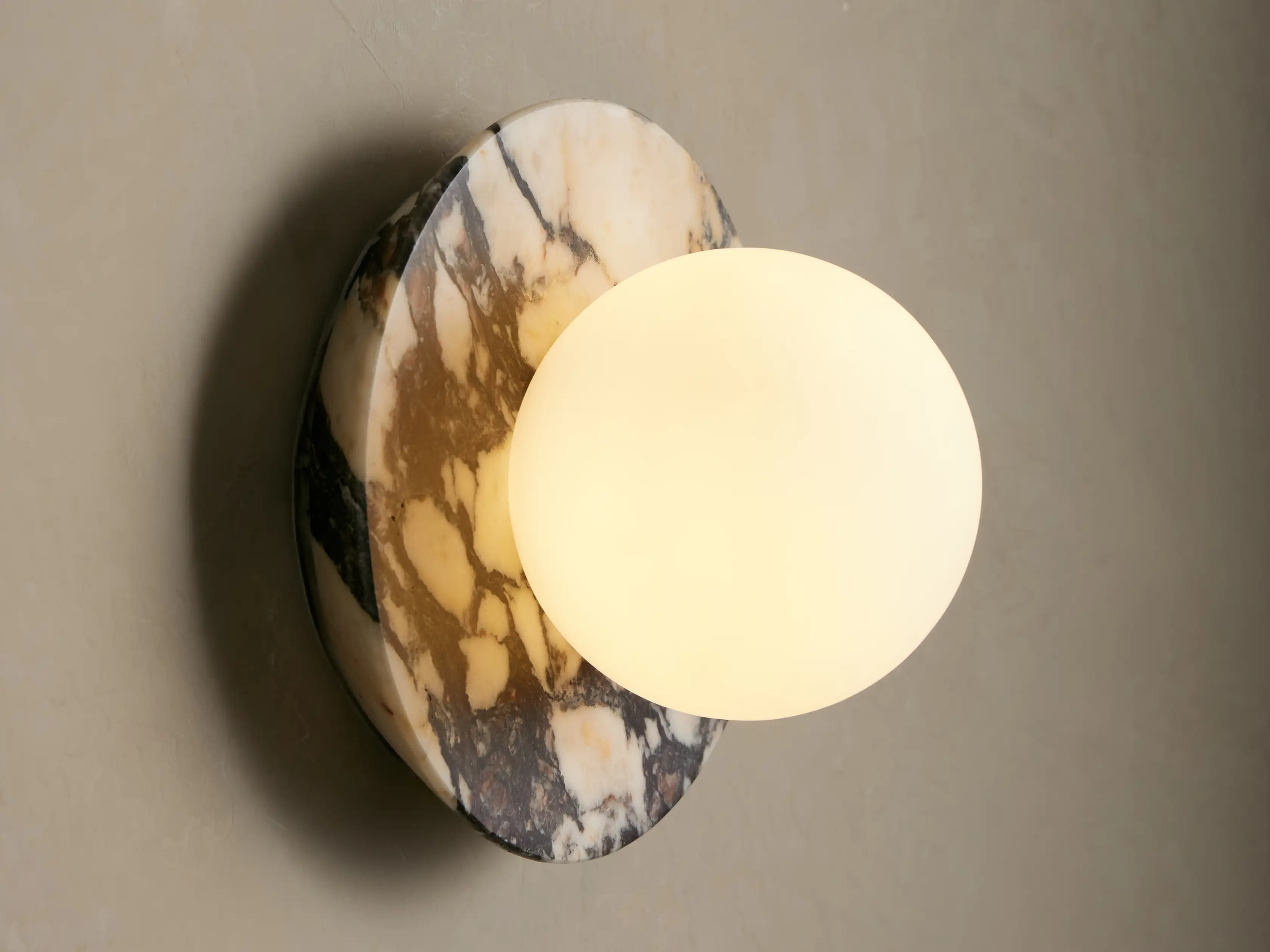 Corinna Marble Sconce - Image 5