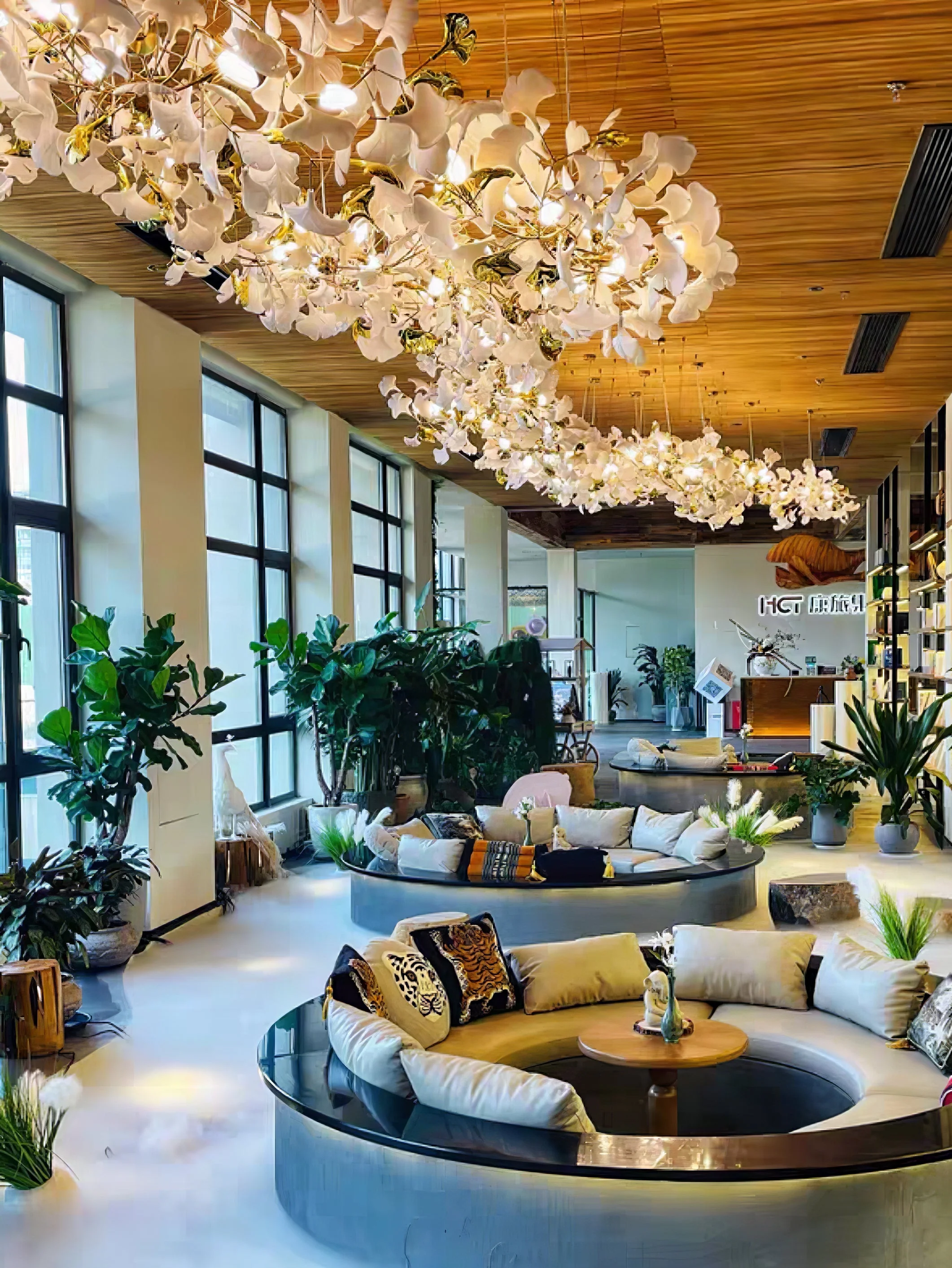Gingko Leaves Chandelier - Image 19