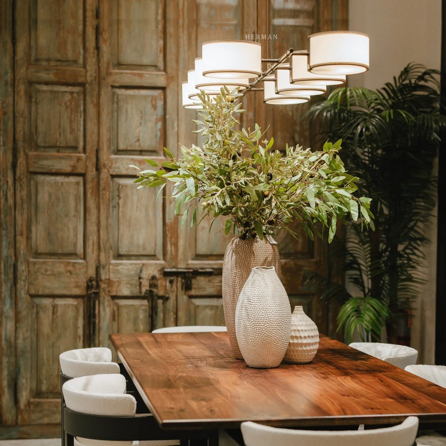 Daphne Linear Chandelier - Image 7