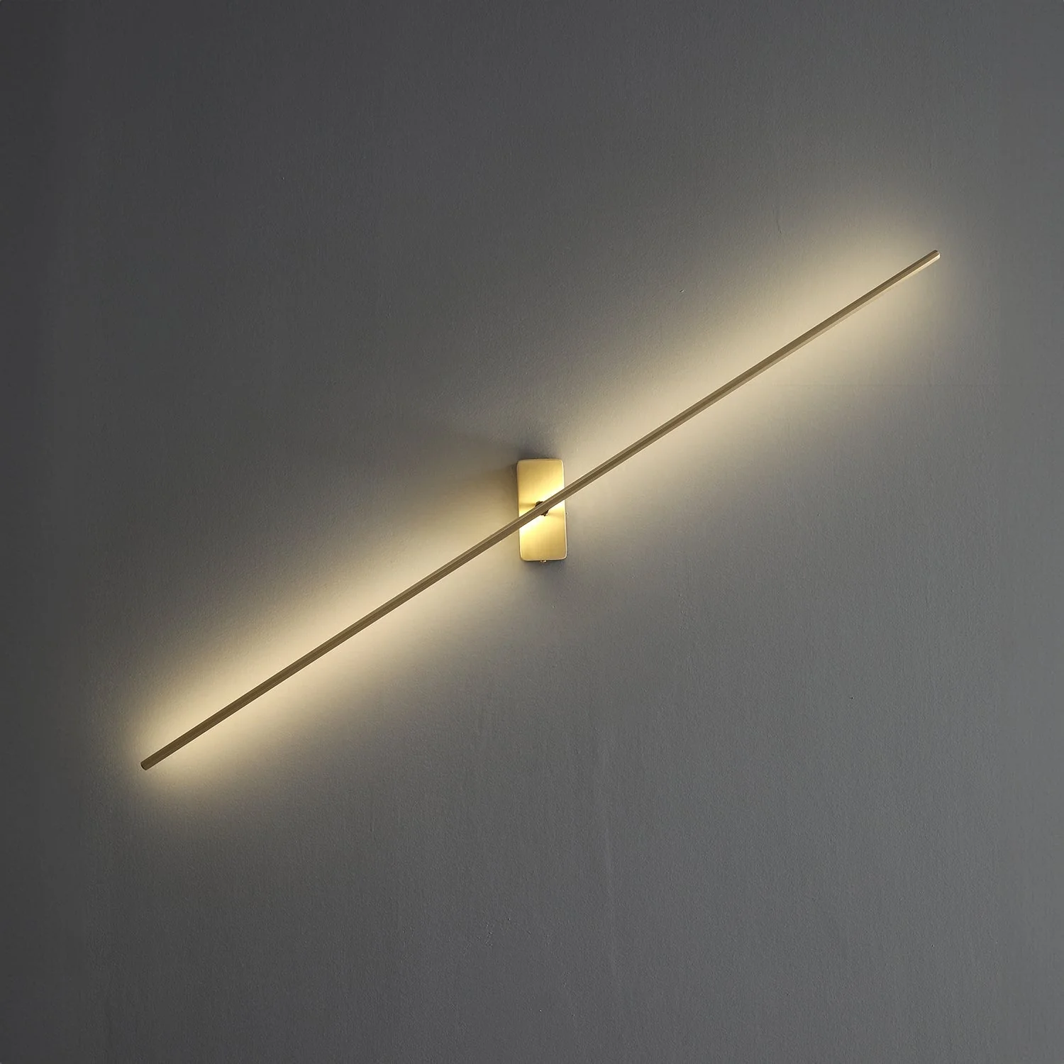 Dovevuoi Brass Wall Lamp - Image 11