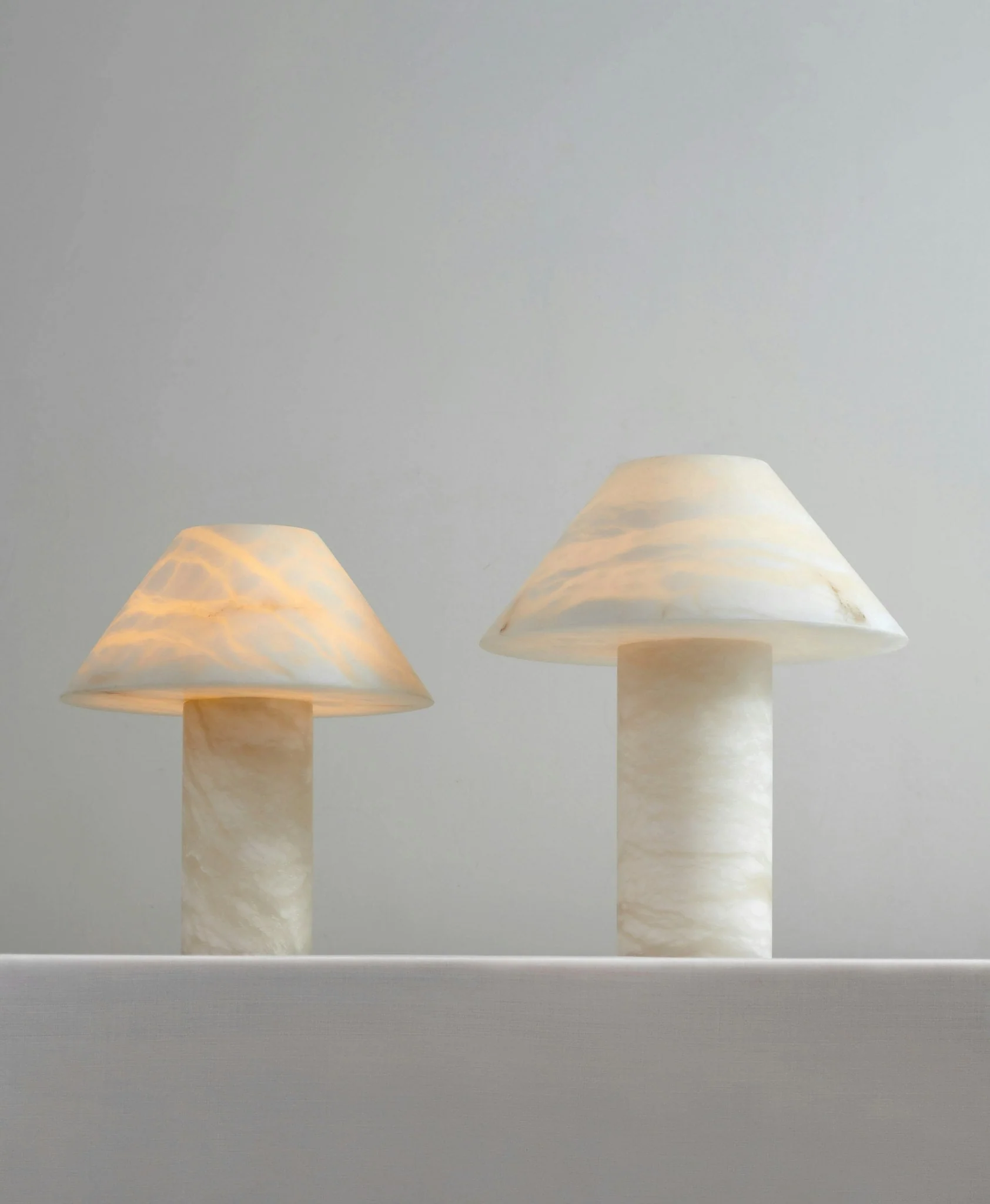 Ella Table Lamp Grand Alabaster - Image 8