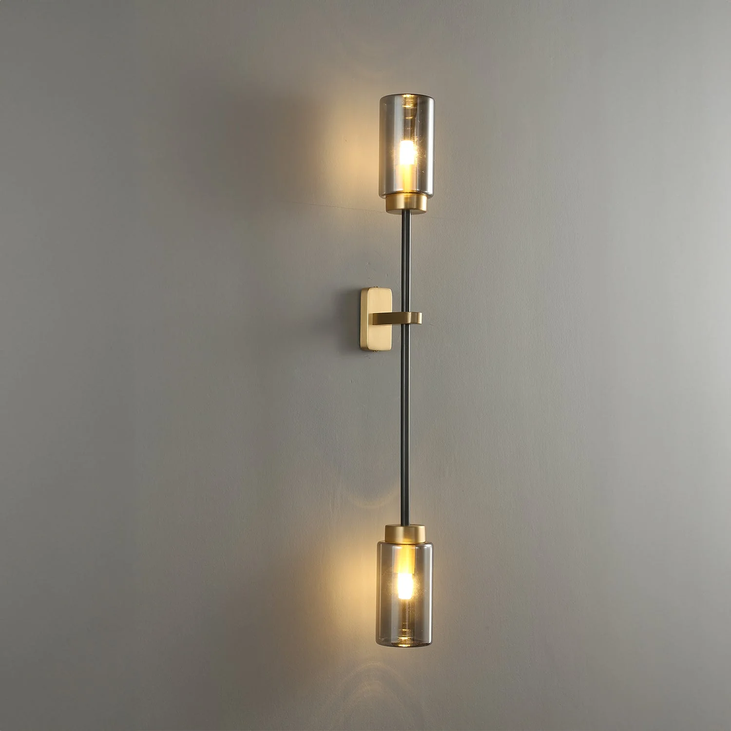 Farol Brass Wall Lamp - Image 9