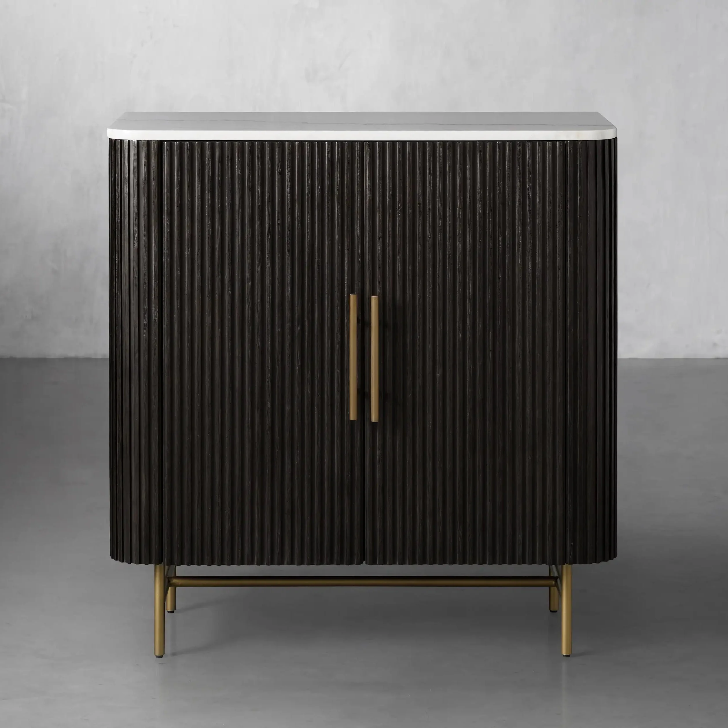 Arden Bar Cabinet - Image 18