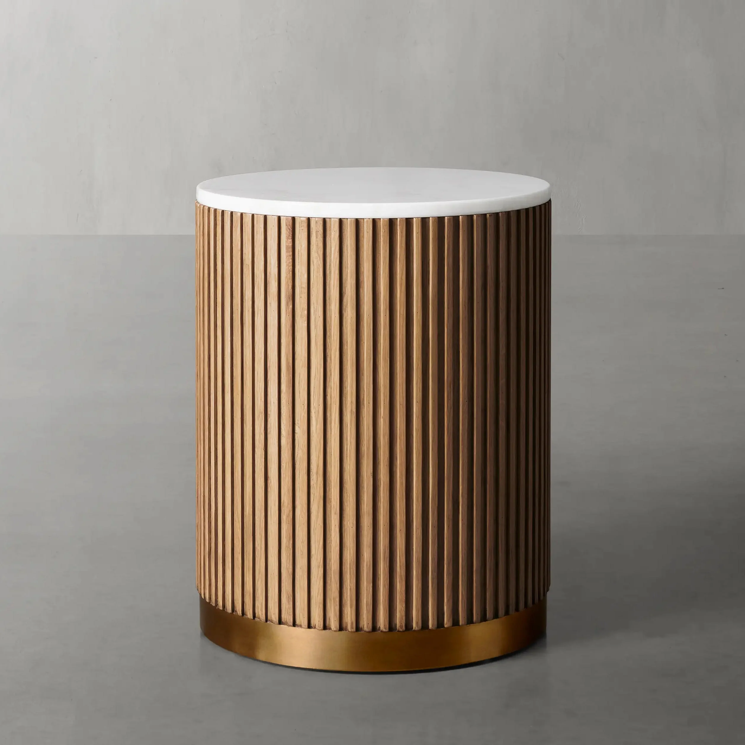 Arden End Table in Oak - Image 5
