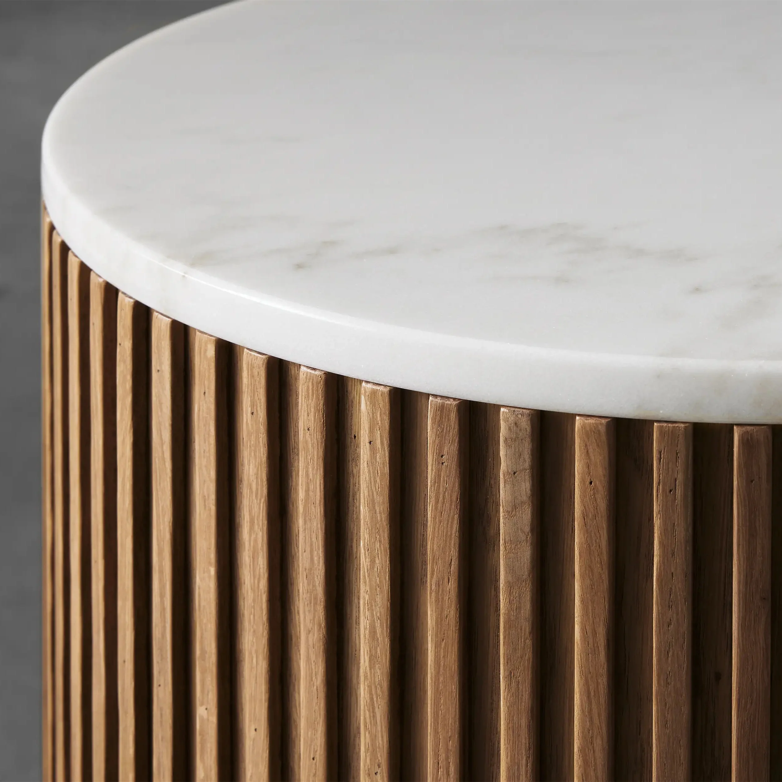 Arden End Table in Oak - Image 6