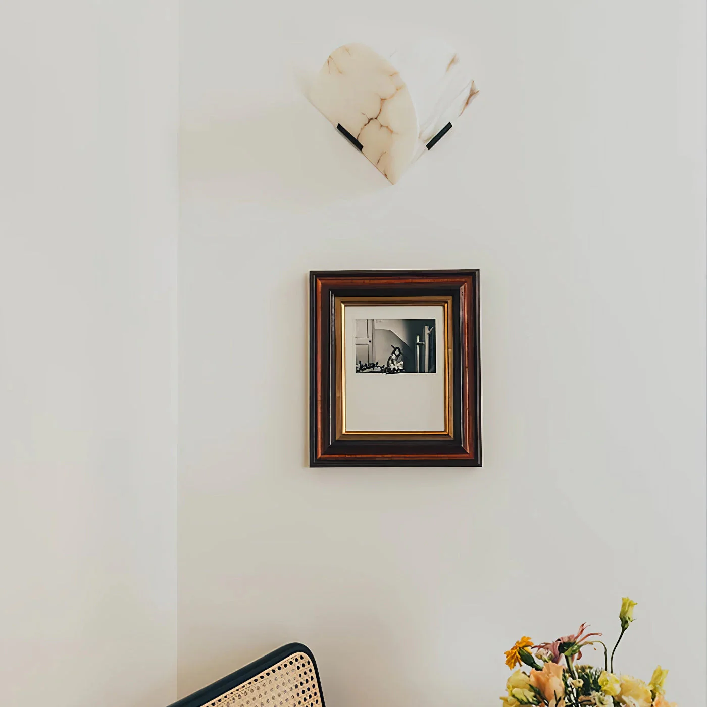Fly Gaby Alabaster Wall Lamp - Image 8