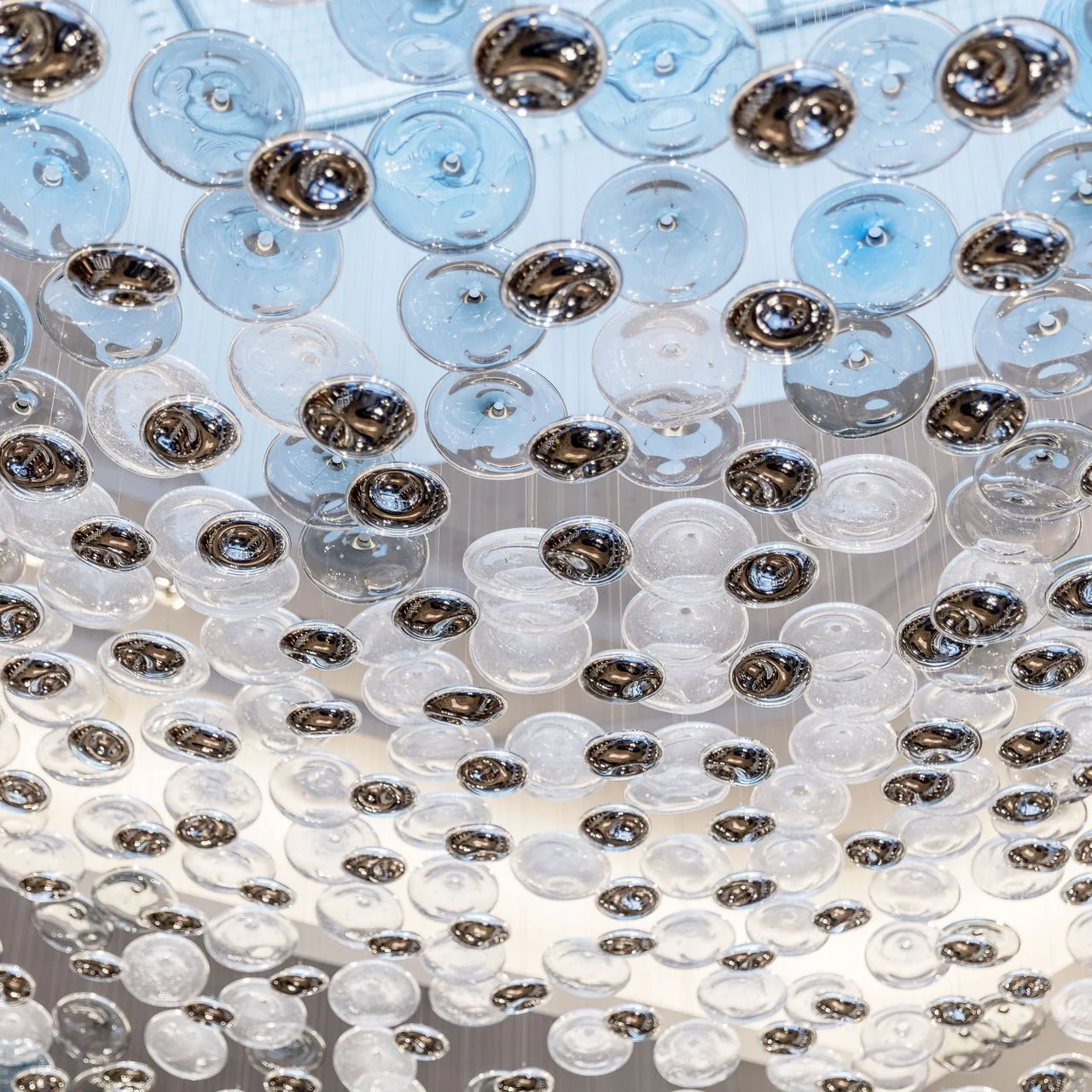 Flying Surge Chandelier - Image 6