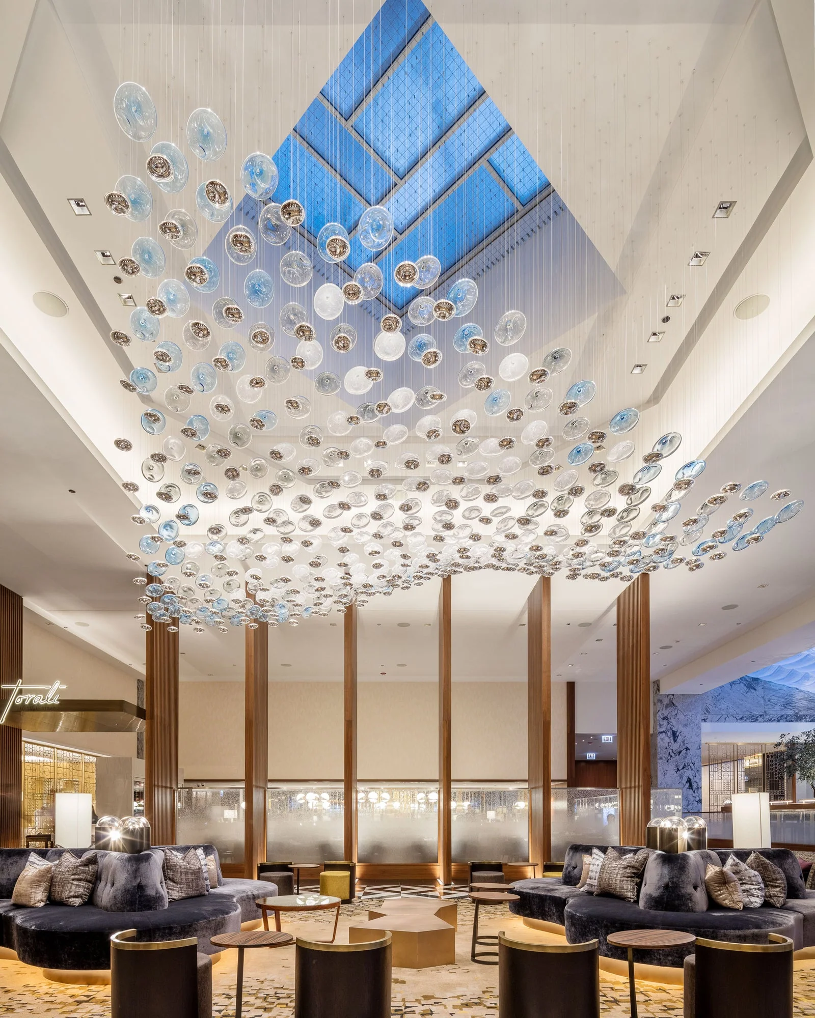 Flying Surge Chandelier - Image 9