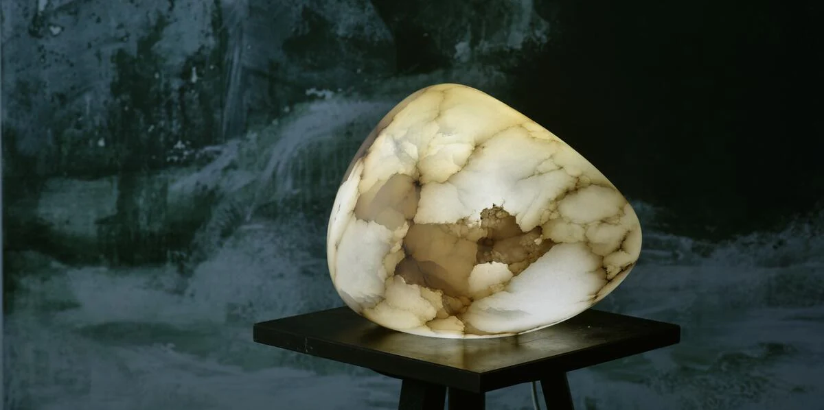 Galet Uno Alabaster Table Lamp - Image 5