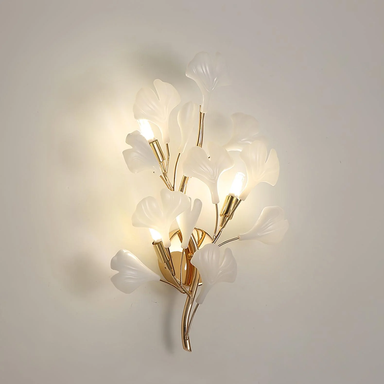 Gingko Wall Lamp - Image 32