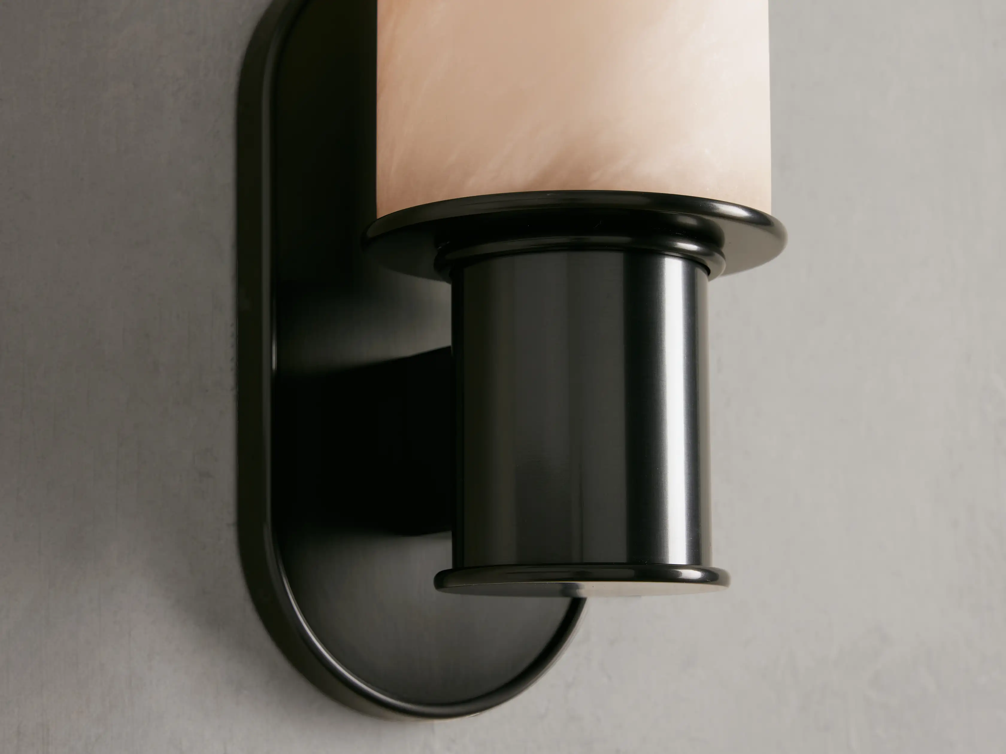Harrlin Sconce in Alabaster - Image 7
