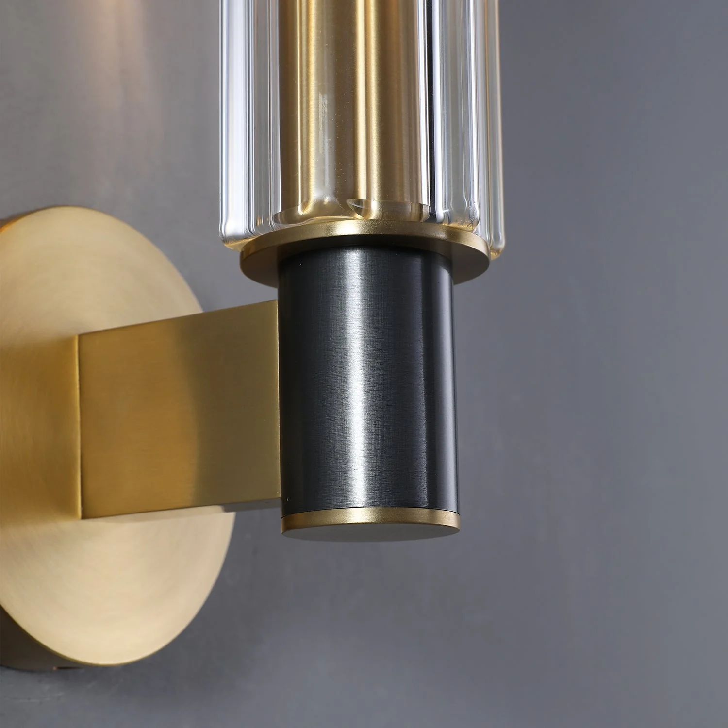 Harlin Wall Sconce - Image 9