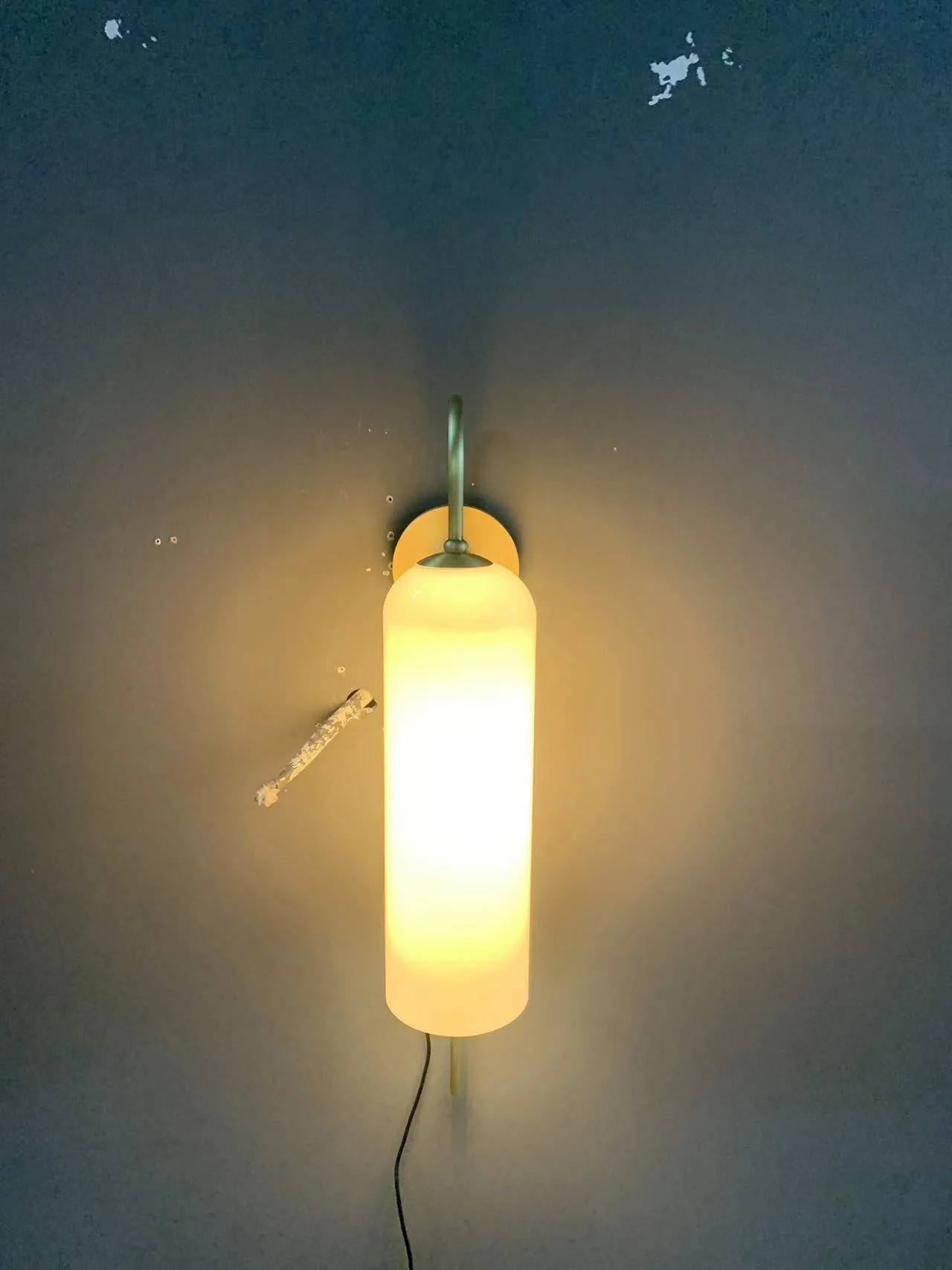 Kai Opal Glass Sconce - Image 8