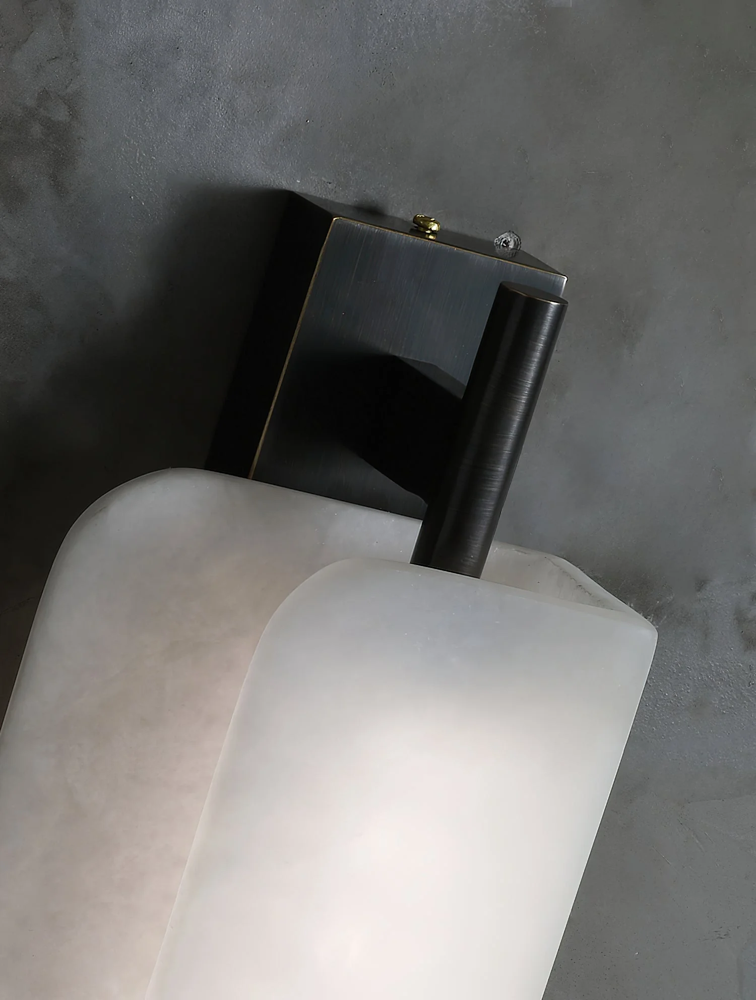 Kinkairo Alabaster Wall Lamp - Image 11