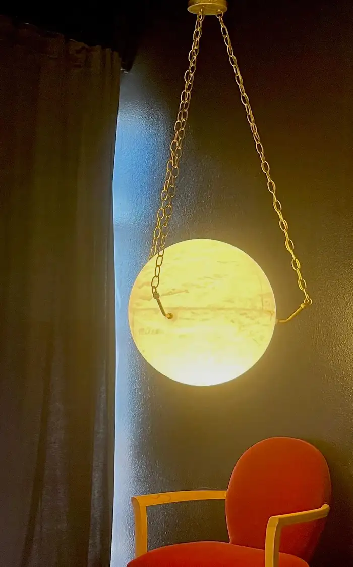 Large 'Atlas' Alabaster Suspension Lamp by Denis de la Mesiere - Image 11