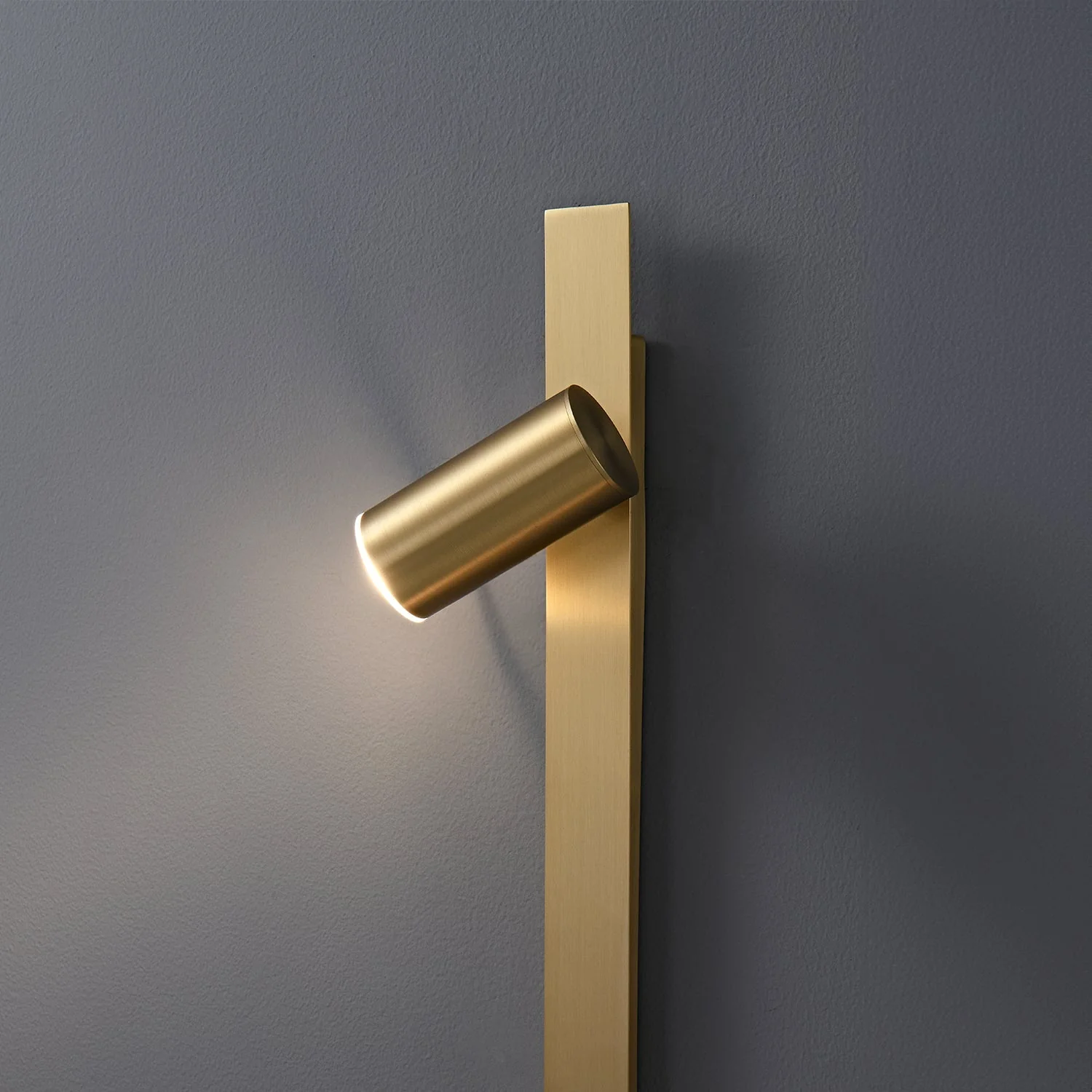 Liila 2 Brass Wall Lamp - Image 12