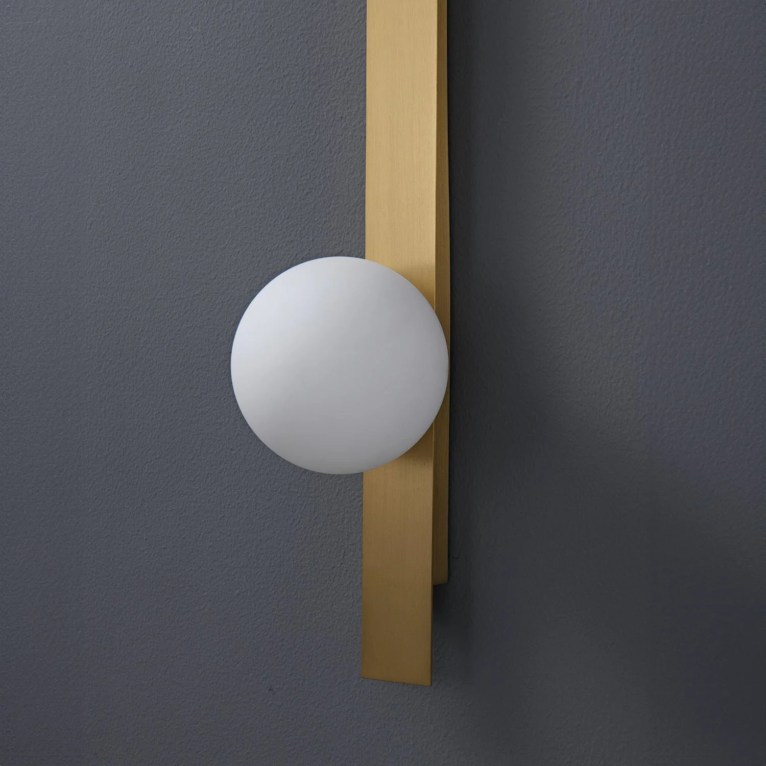 Liila 2 Brass Wall Lamp - Image 6
