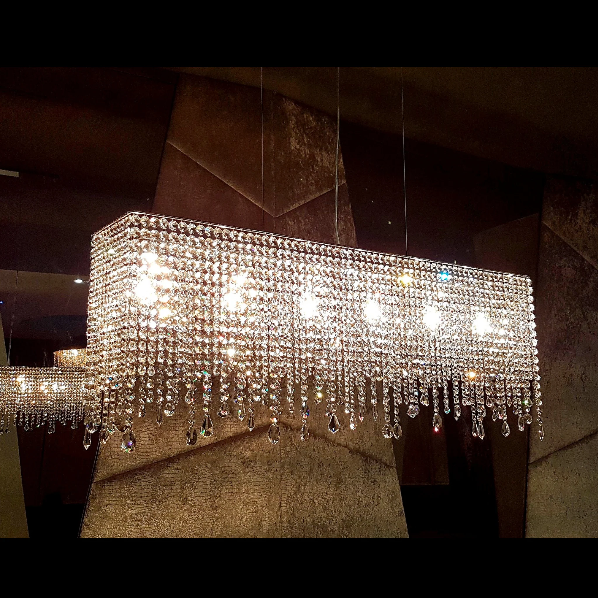 Linea (Various Sizes) Modern Glass Chandelier - Luchiante - Image 2