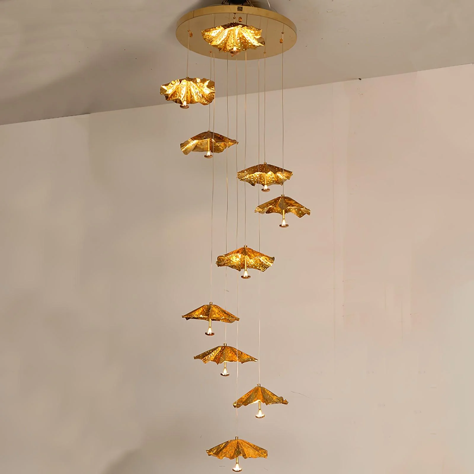 Livra Leaf Chandelier - Image 6
