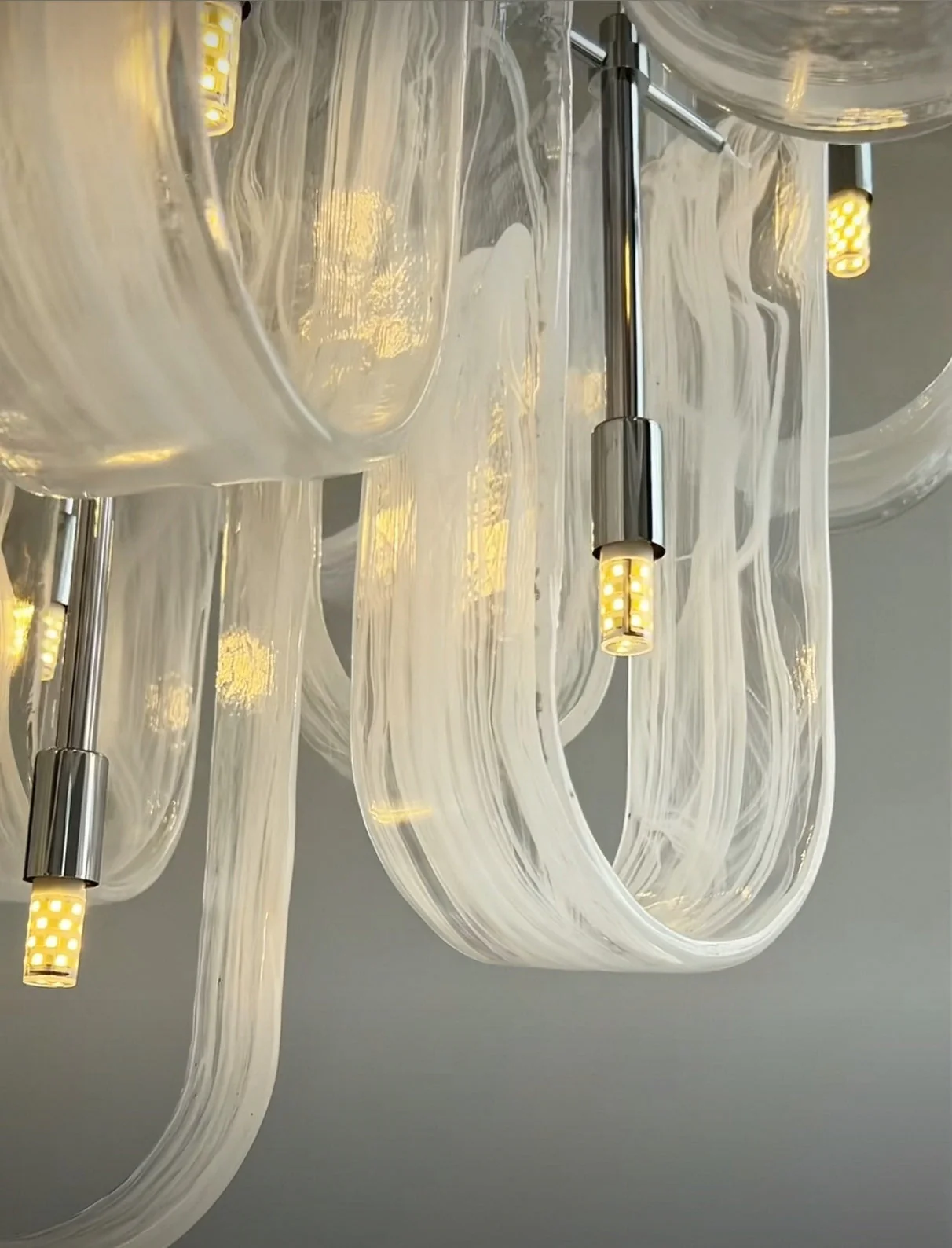 Luminous Waves Chandelier by Aurorae Lighting - Image 14