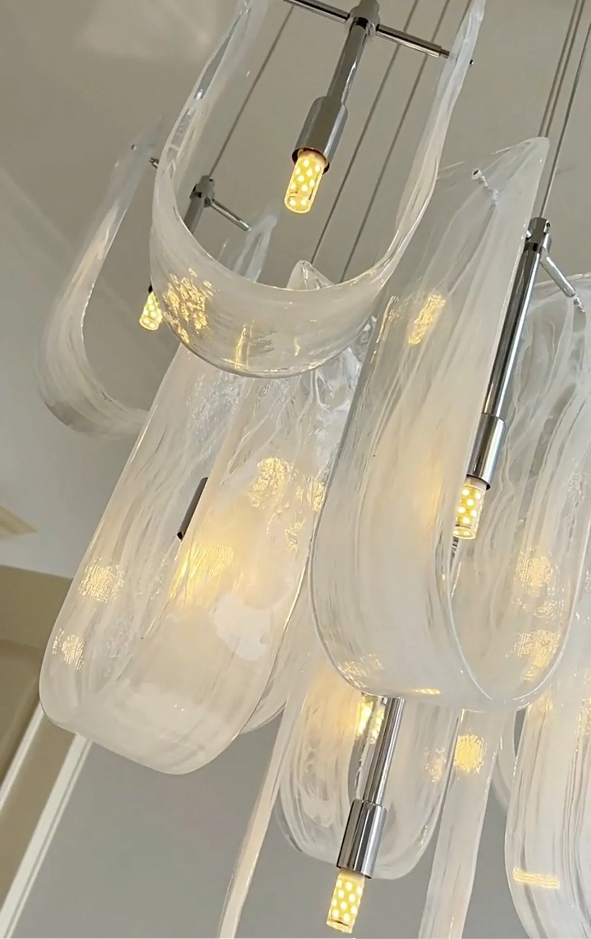 Luminous Waves Chandelier by Aurorae Lighting - Image 18