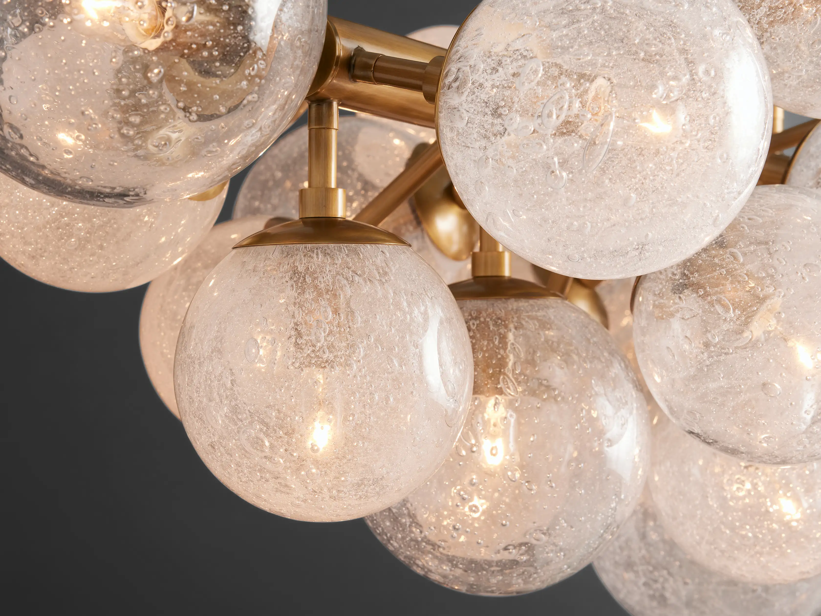 Mandoza Linear Chandelier - Image 4
