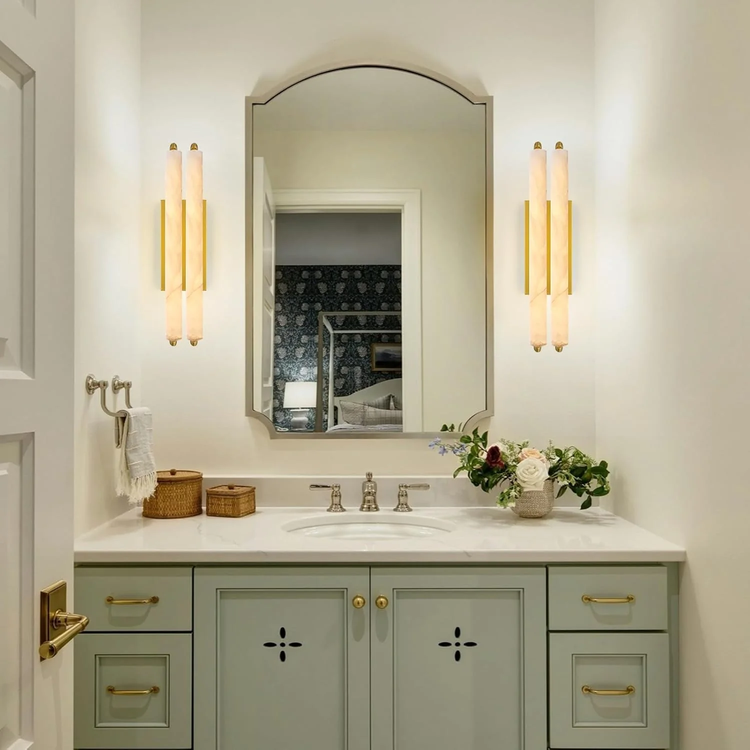 Elegant Alabaster Handcrafted Wall Sconce - Image 18